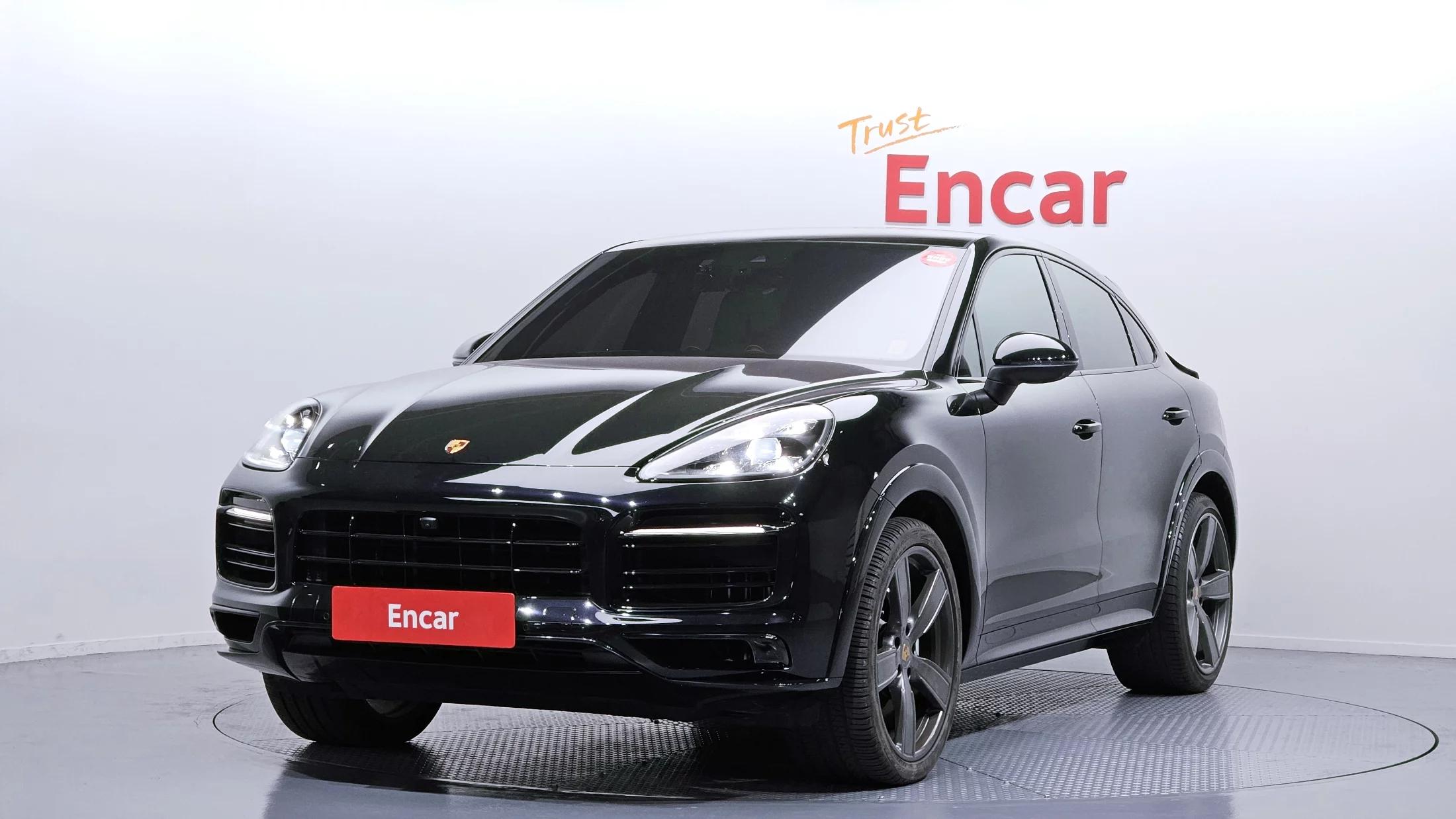 Porsche CAYENNE 3.0 Coupe, 2021 г. 44728 км.