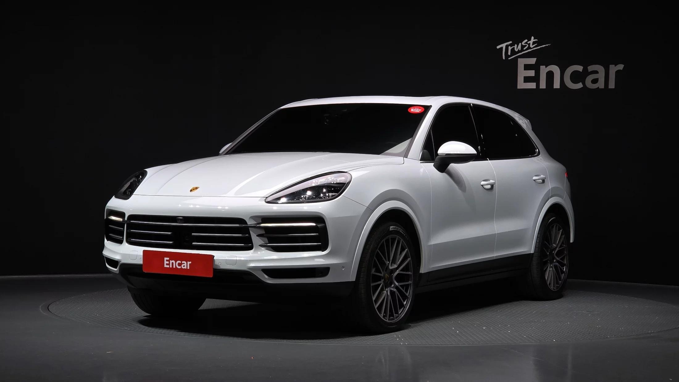 Porsche CAYENNE 3.0, 2021 г. 71463 км.
