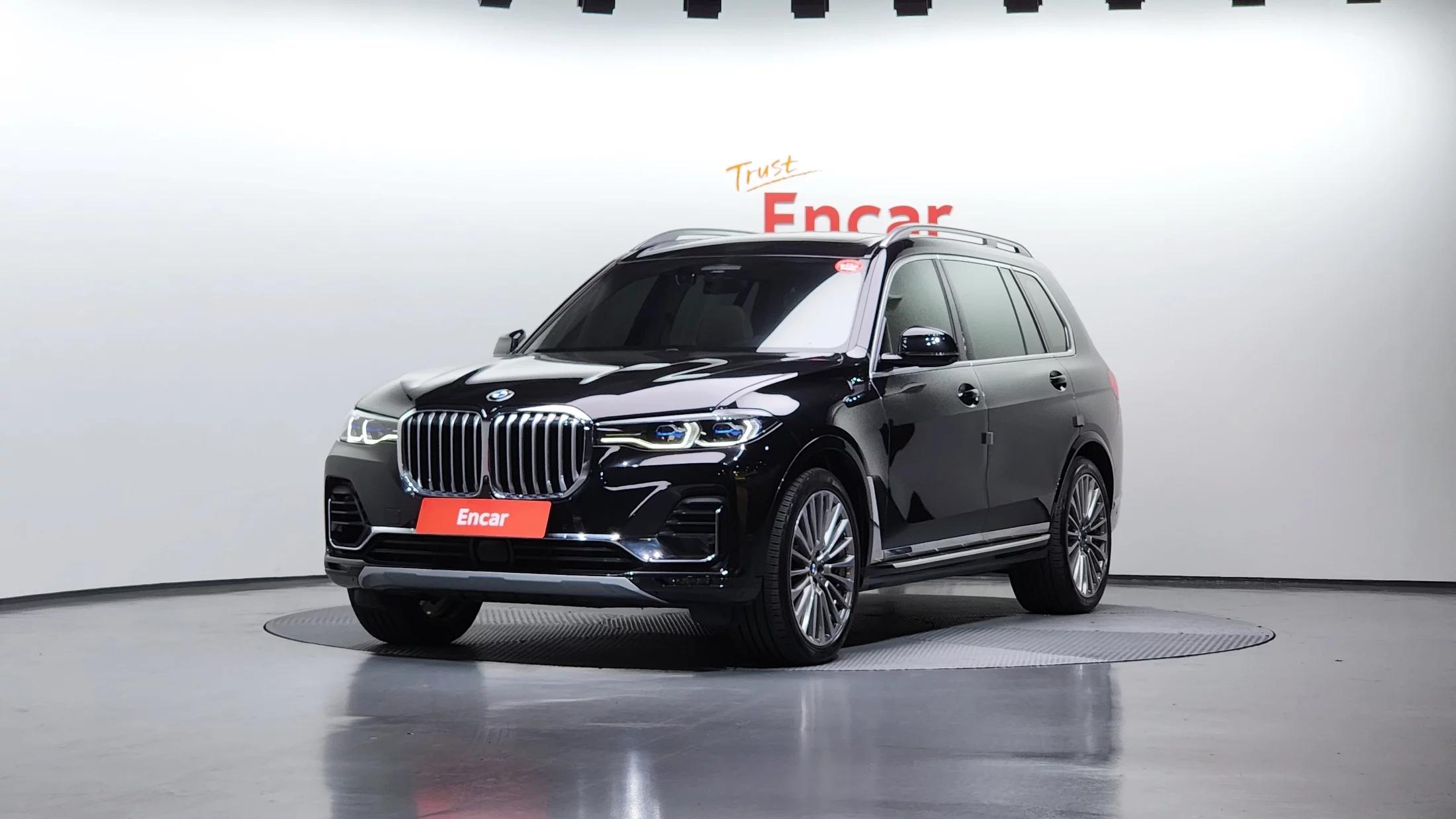 BMW X7 xDrive 40d Design Pure Excellence 7-Seater, 2022 г. 76680 км.