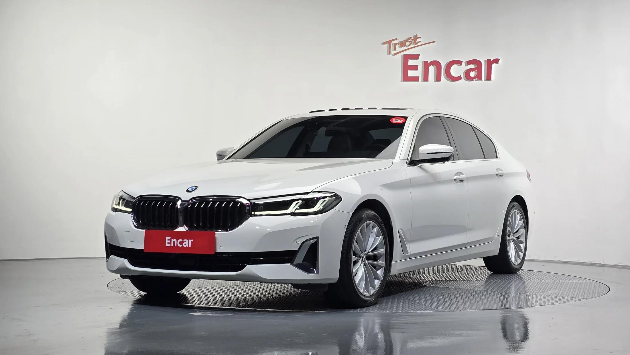 BMW 5-Series 530i xDrive Luxury, 2021 г. 61299 км.