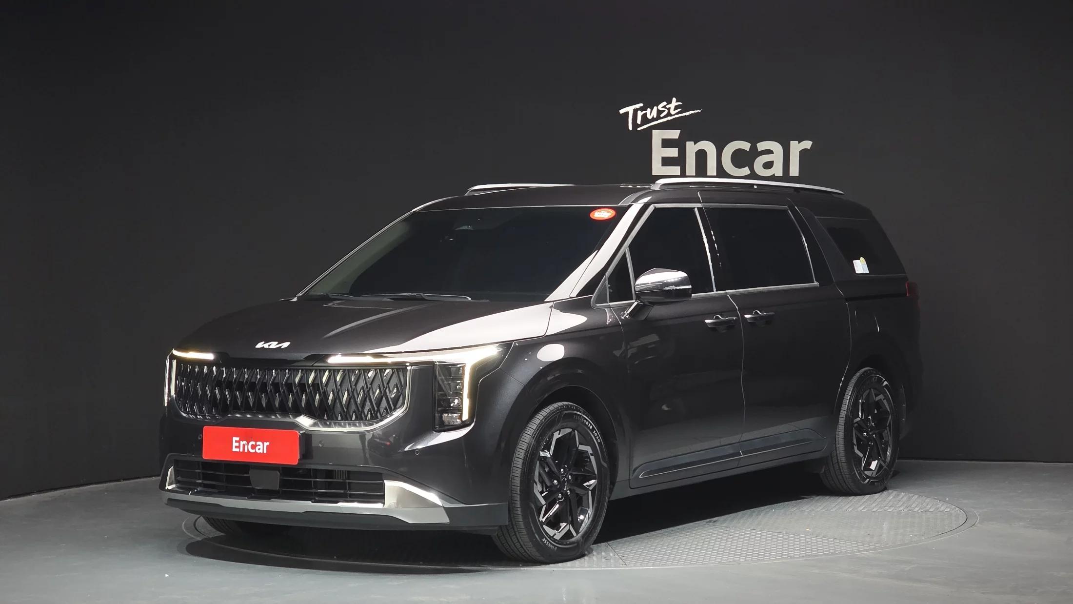 Kia Carnival 9-Seater Noblesse, 2023 г. 33174 км.