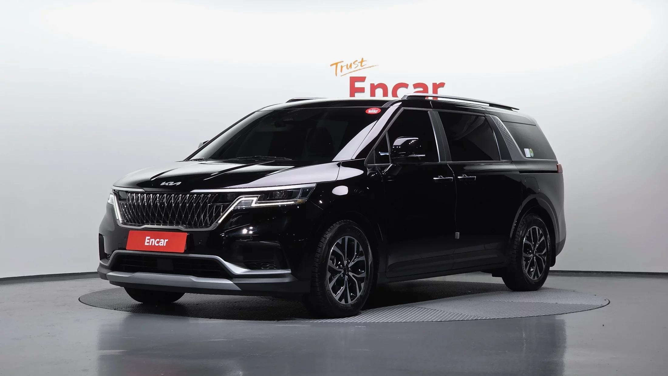 Kia Carnival 11-Seater Prestige, 2021 г. 139075 км.