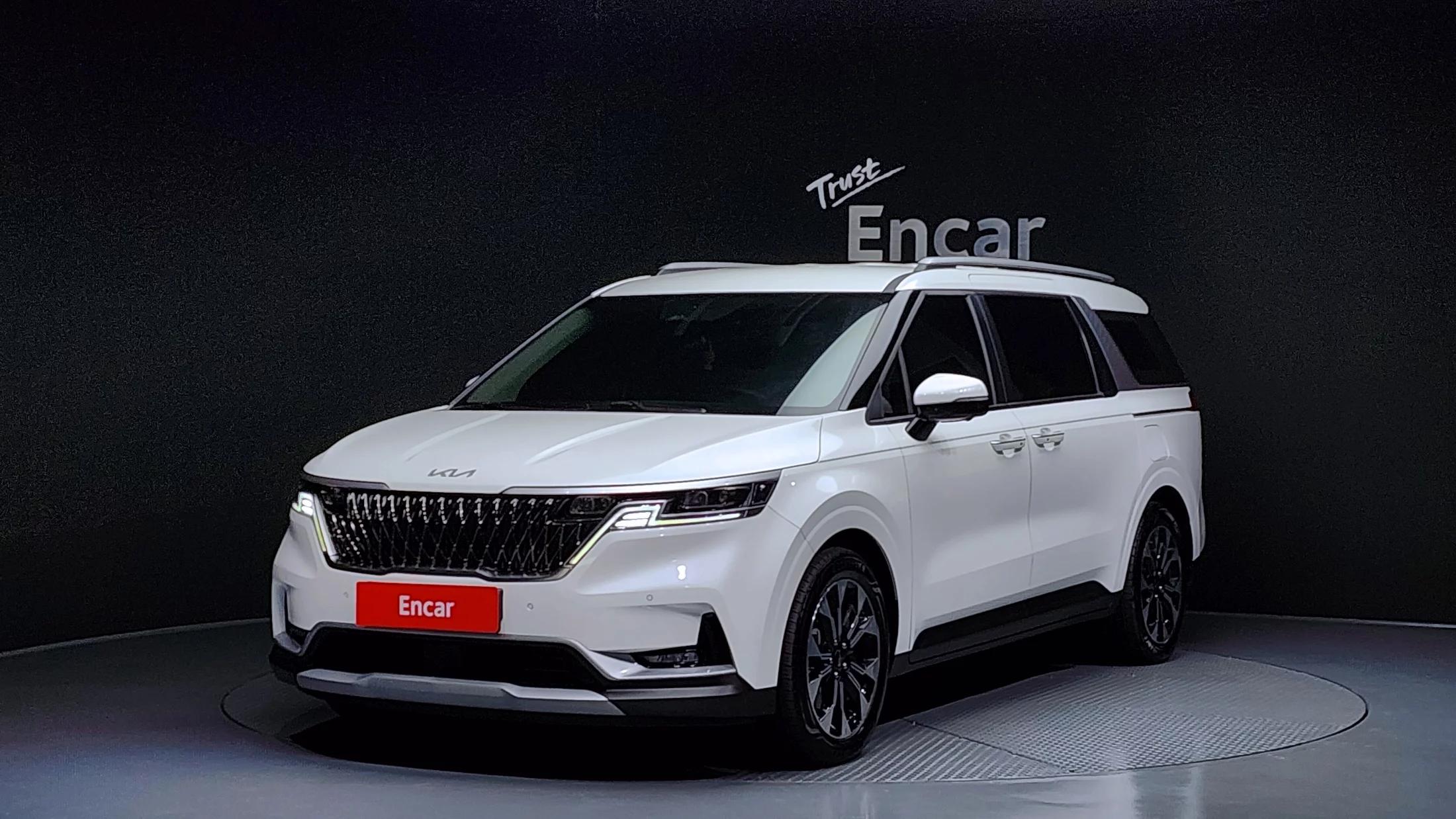 Kia Carnival 9-Seater Prestige, 2022 г. 59899 км.