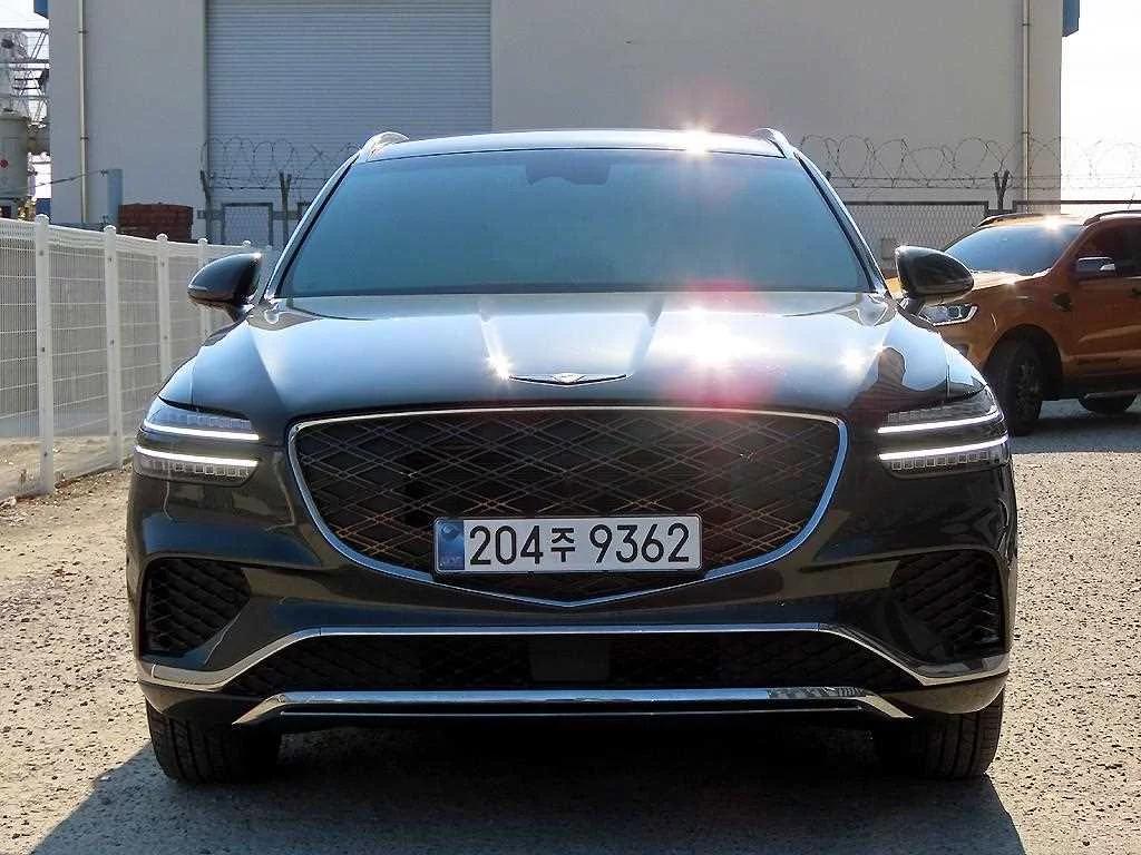 Genesis GV70 2.5T Gasoline AWD, 2024 г. 31791 км.
