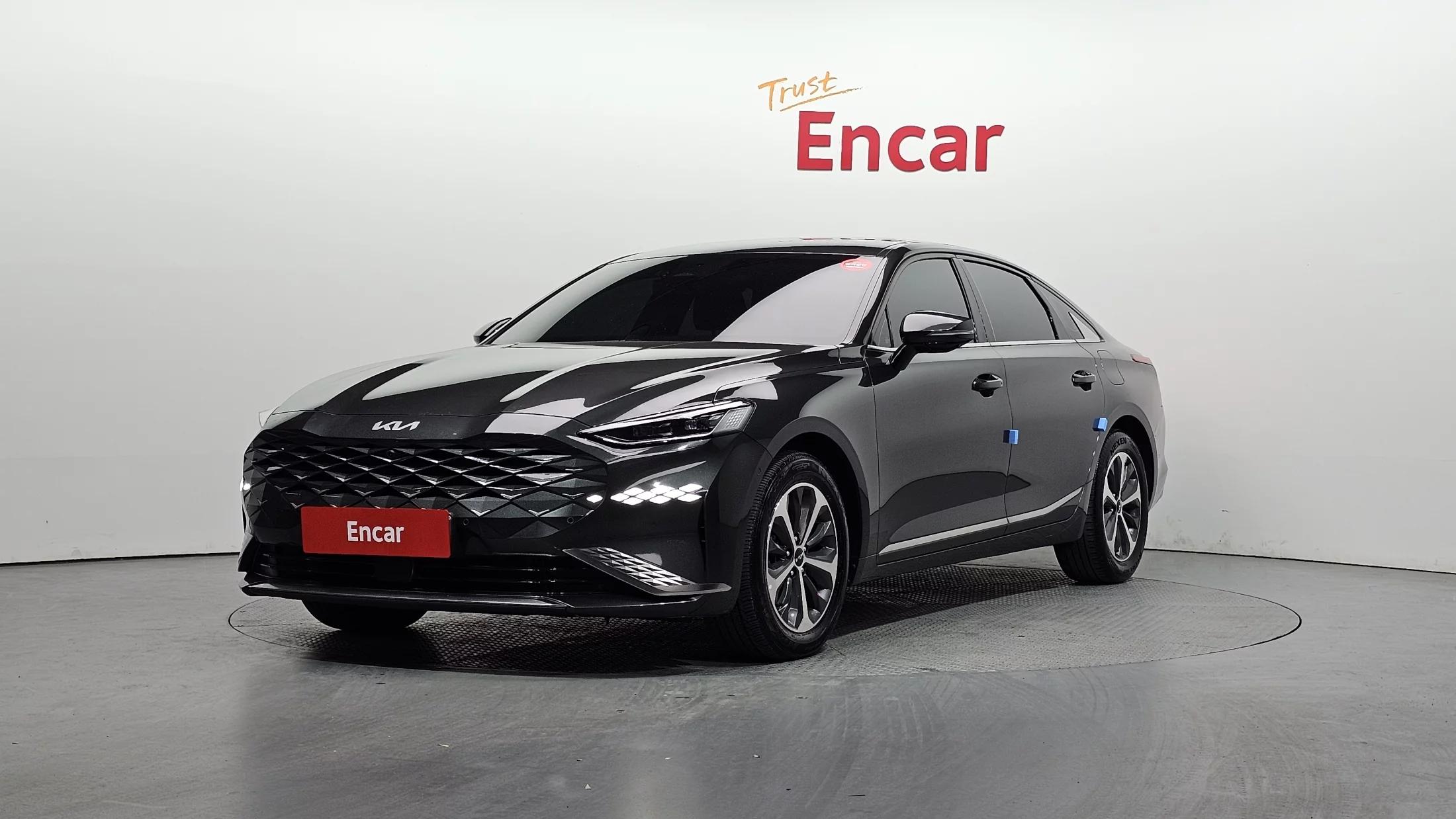 Kia K8 Noblesse, гибрид, 2022 г. 117500 км.