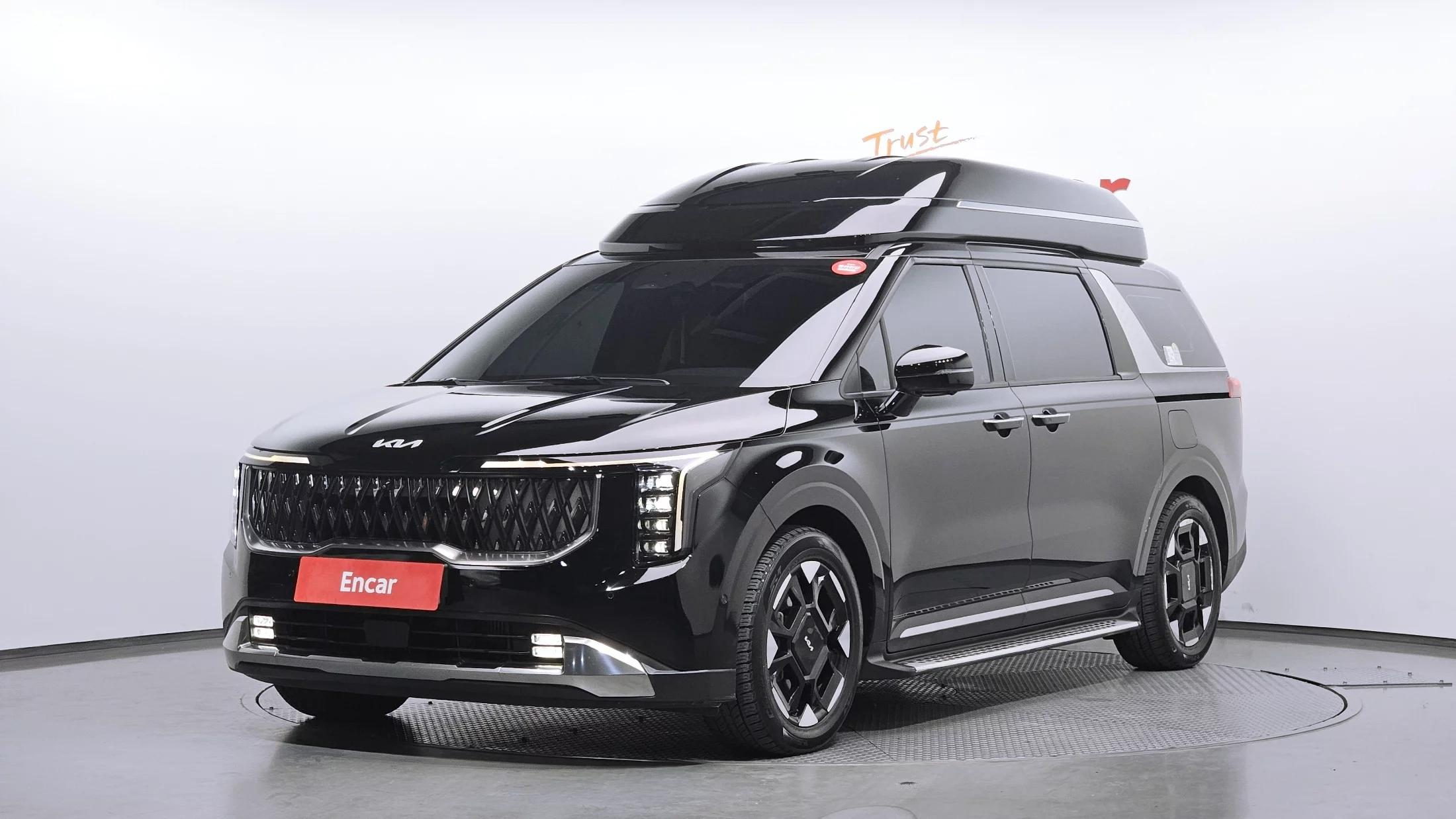 Kia Carnival 9-Seater Hi Limousine Signature, 2024 г. 89202 км.
