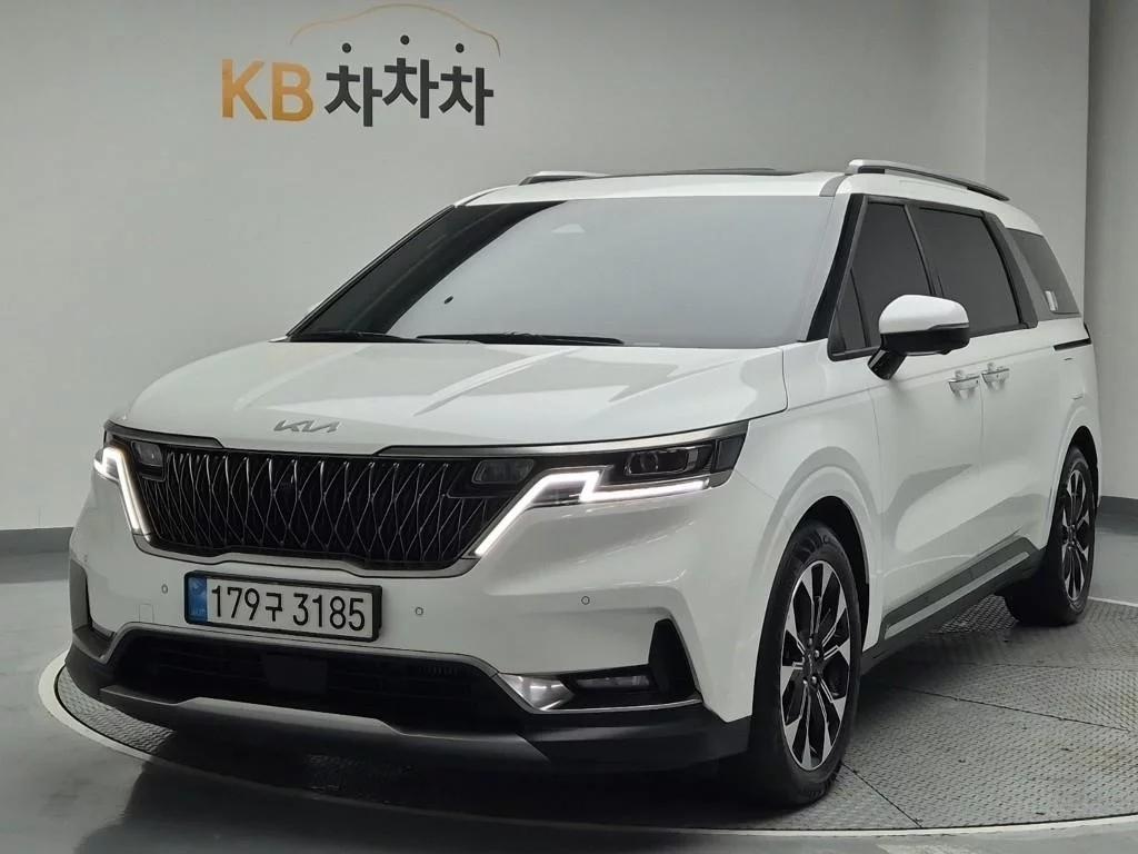Kia Carnival 9-Seater Signature, 2023 г. 55076 км.