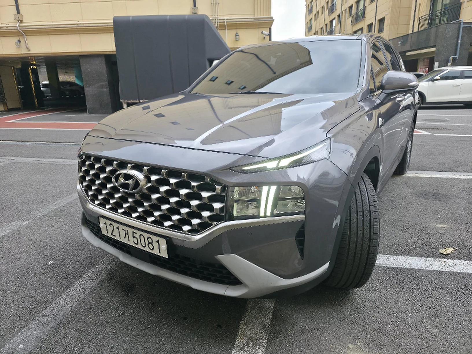Hyundai Santa Fe Diesel 2.2 2WD Exclusive, 2022 г. 60087 км.