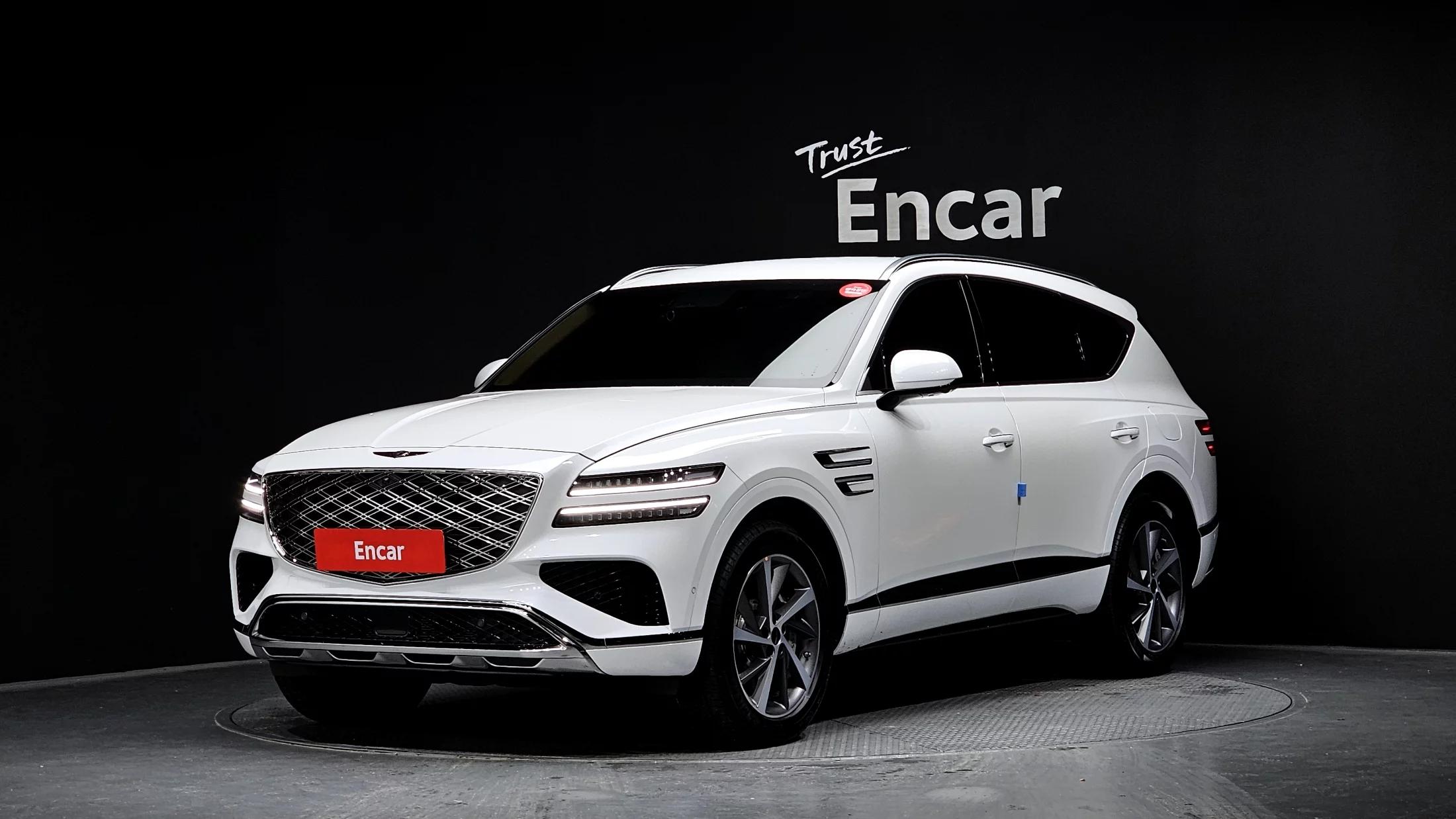Genesis GV80 2.5T Gasoline 2WD, 2024 г. 9985 км.