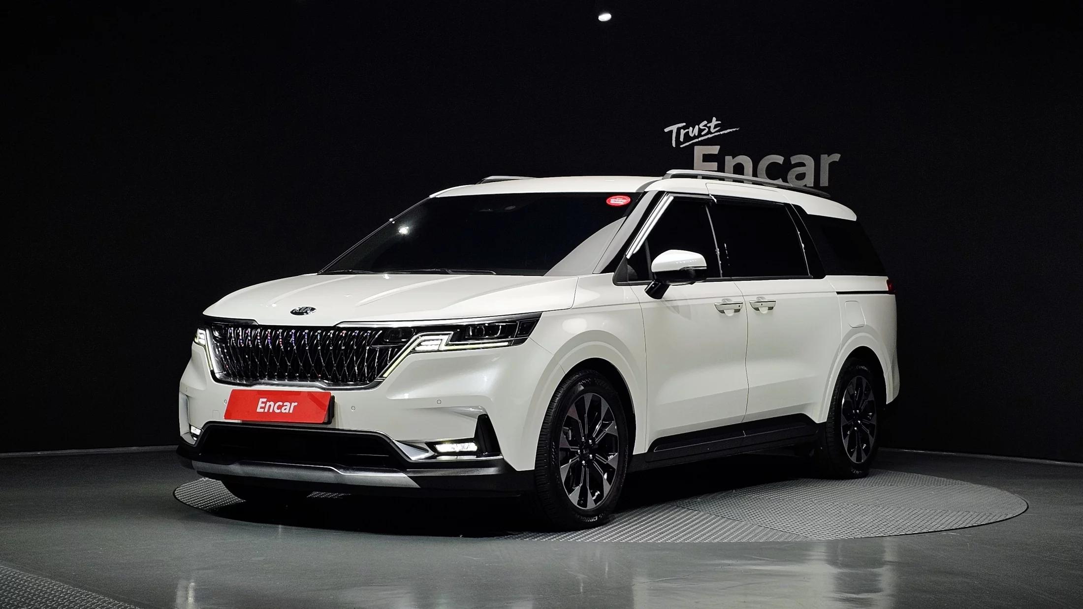 Kia Carnival 7-Seater Signature, 2021 г. 67753 км.
