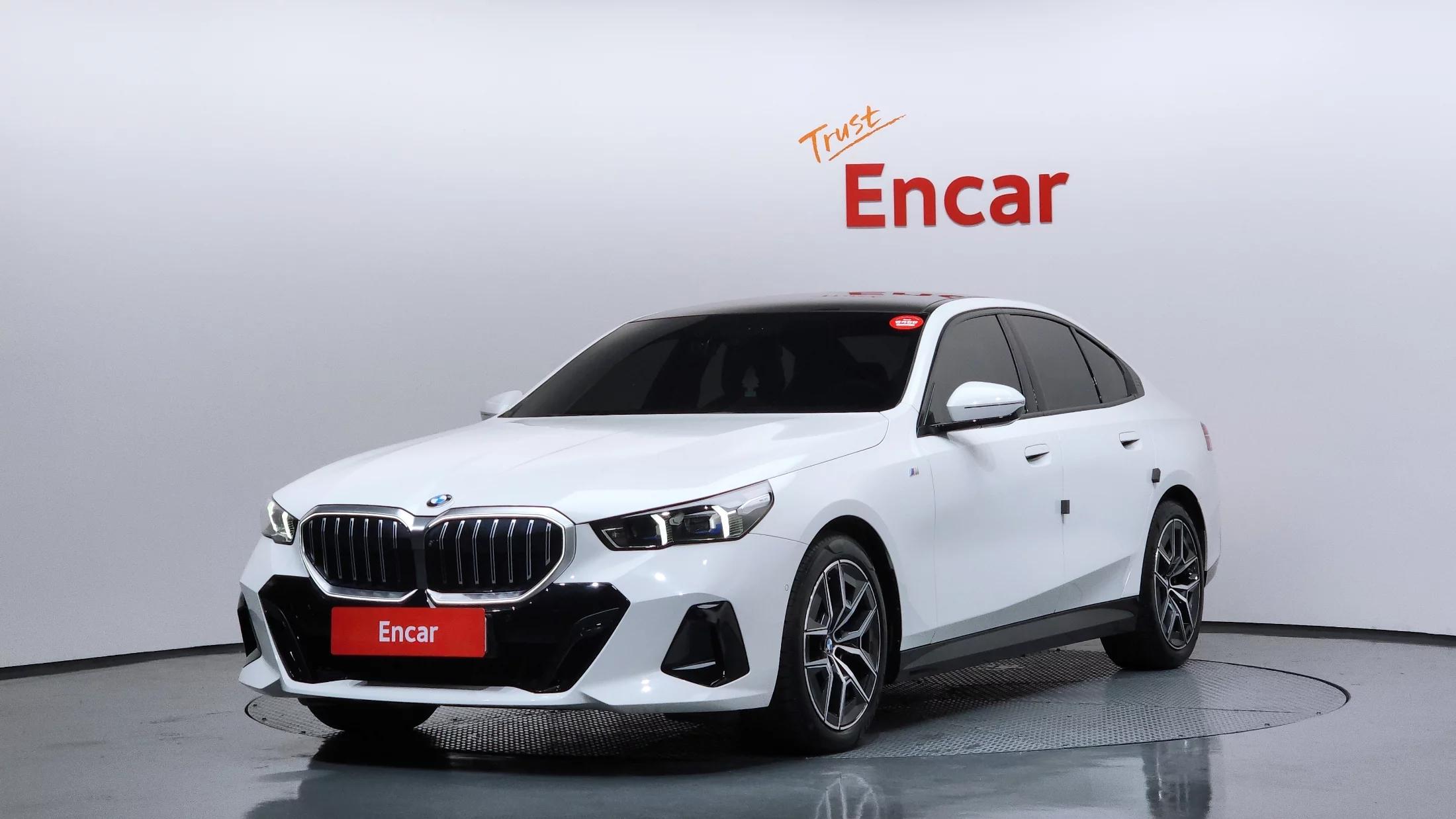 BMW 5-Series 520i M Sport, 2025 г. 6669 км.