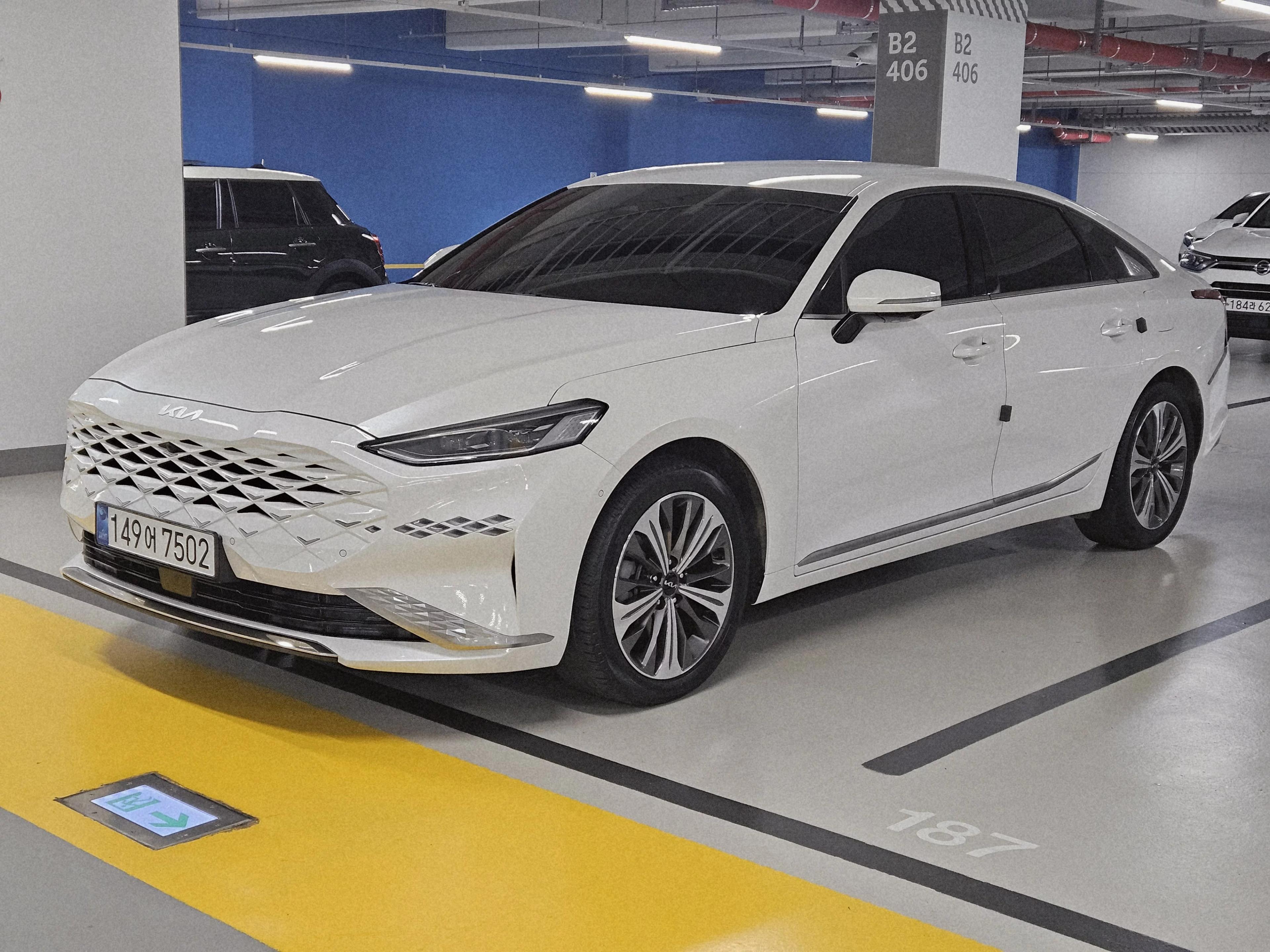 Kia K8 Signature, гибрид, 2023 г. 53873 км.