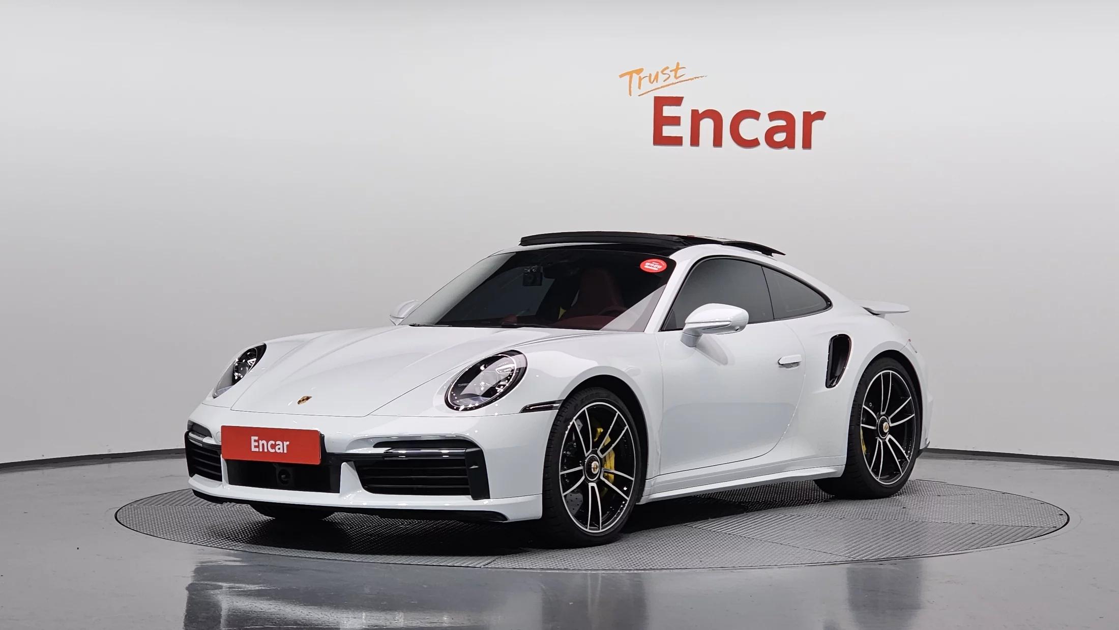 Porsche 911 Turbo S, 2023 г. 5653 км.