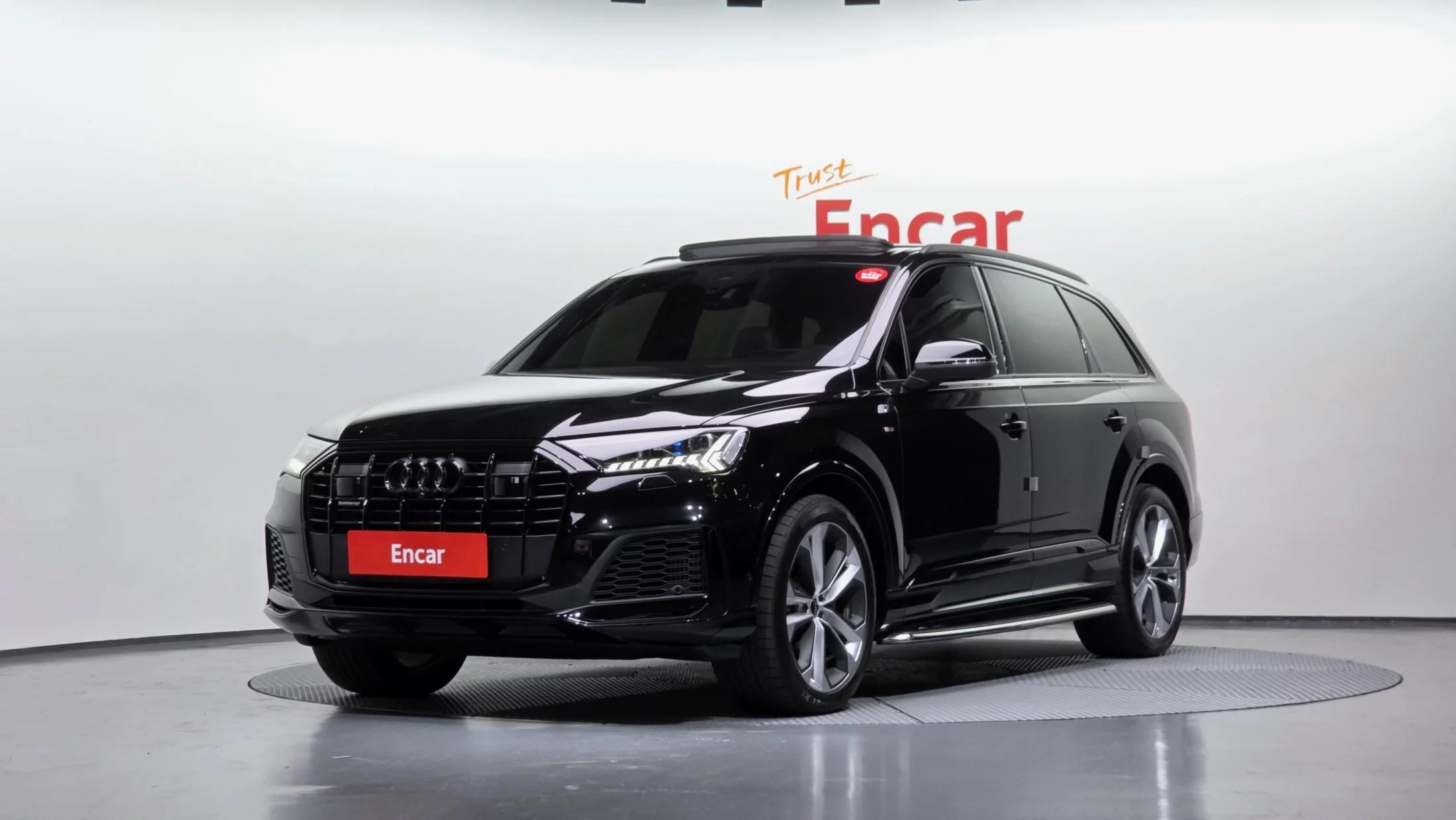 Audi Q7 55 TFSI Quattro Premium, 2023 г. 7957 км.