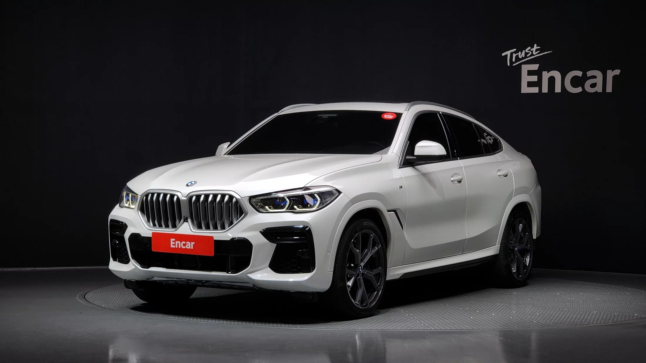BMW X6 xDrive40i M Sport, 2023 г. 53502 км.