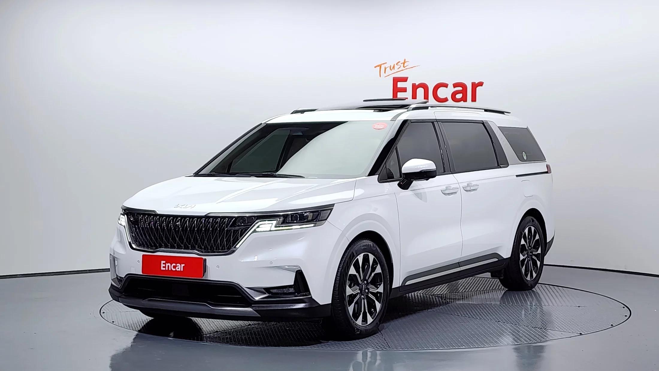Kia Carnival 9-Seater Signature, 2021 г. 93606 км.