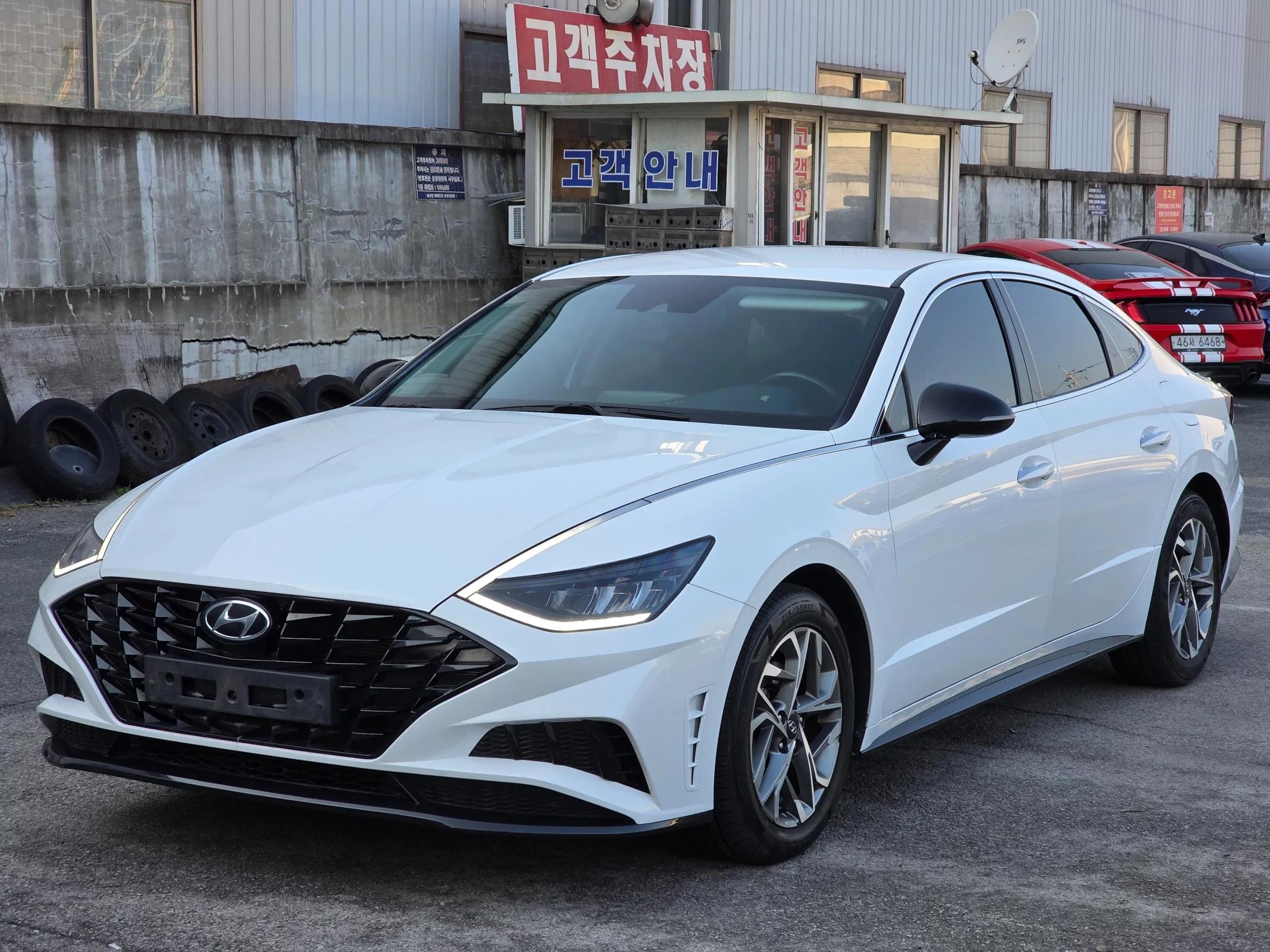 Hyundai Sonata 2.0 Modern, 2022 г. 90093 км.