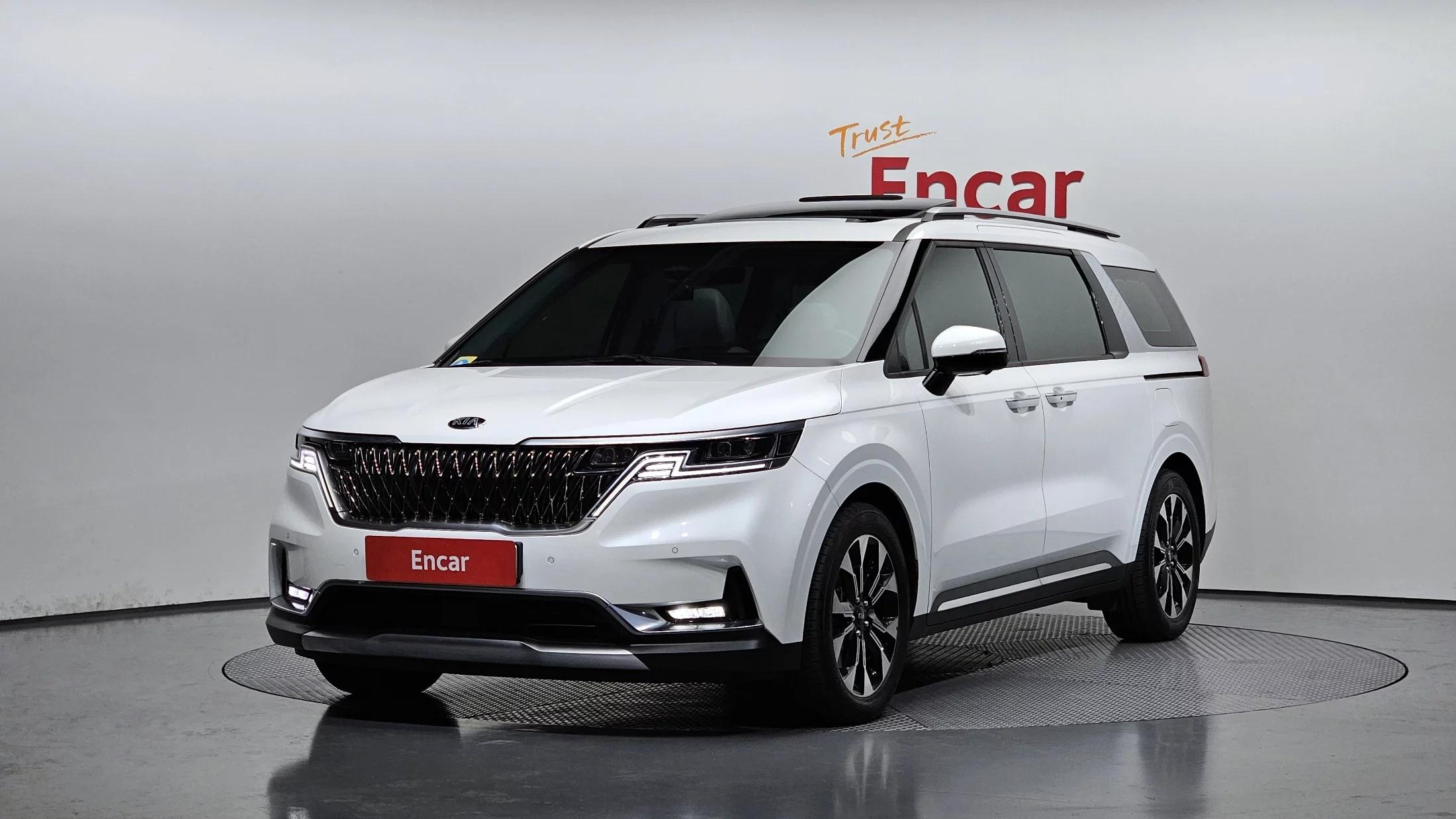 Kia Carnival 9-Seater Signature, 2021 г. 39854 км.