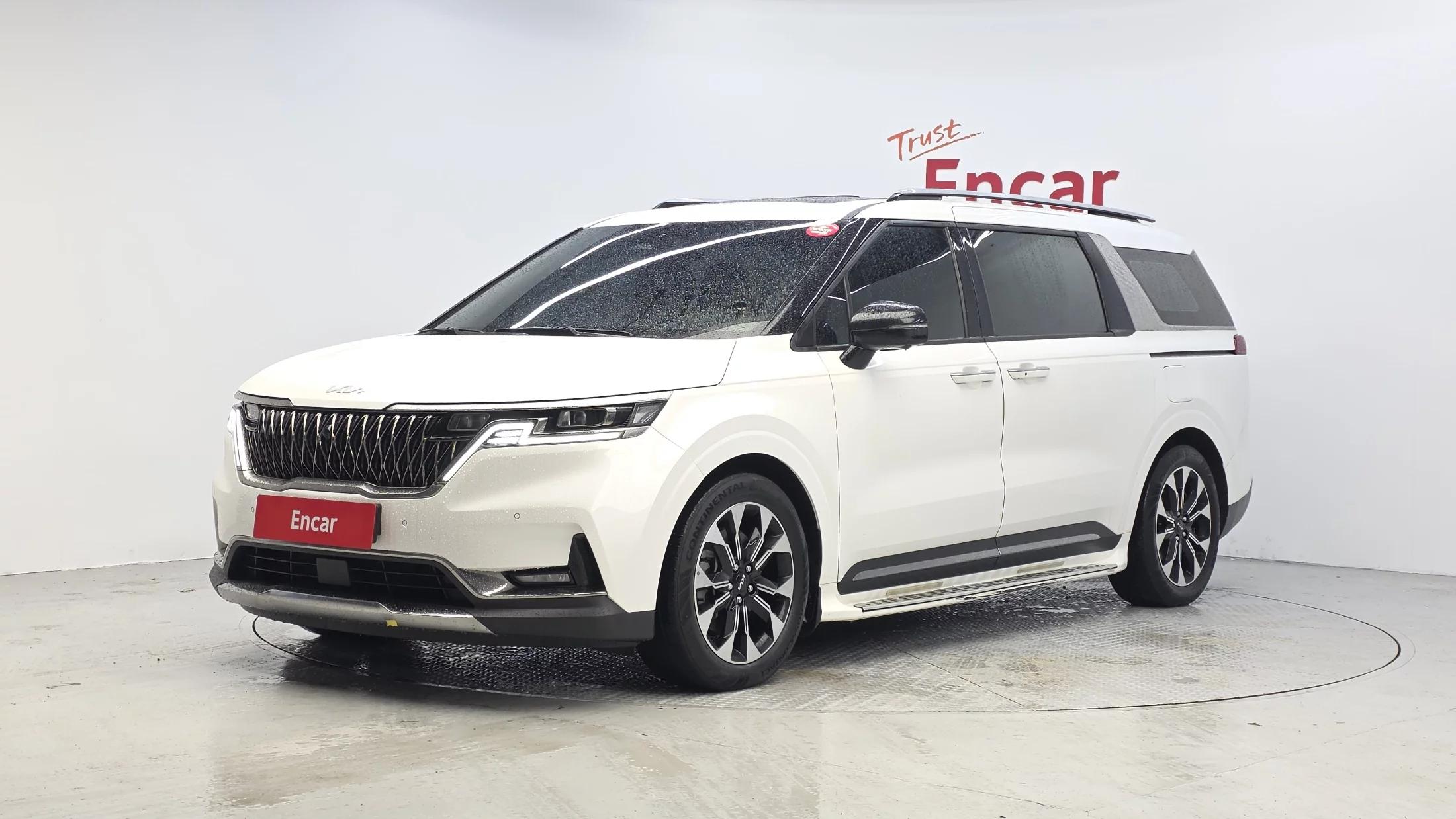 Kia Carnival 9-Seater Signature, 2021 г. 59131 км.