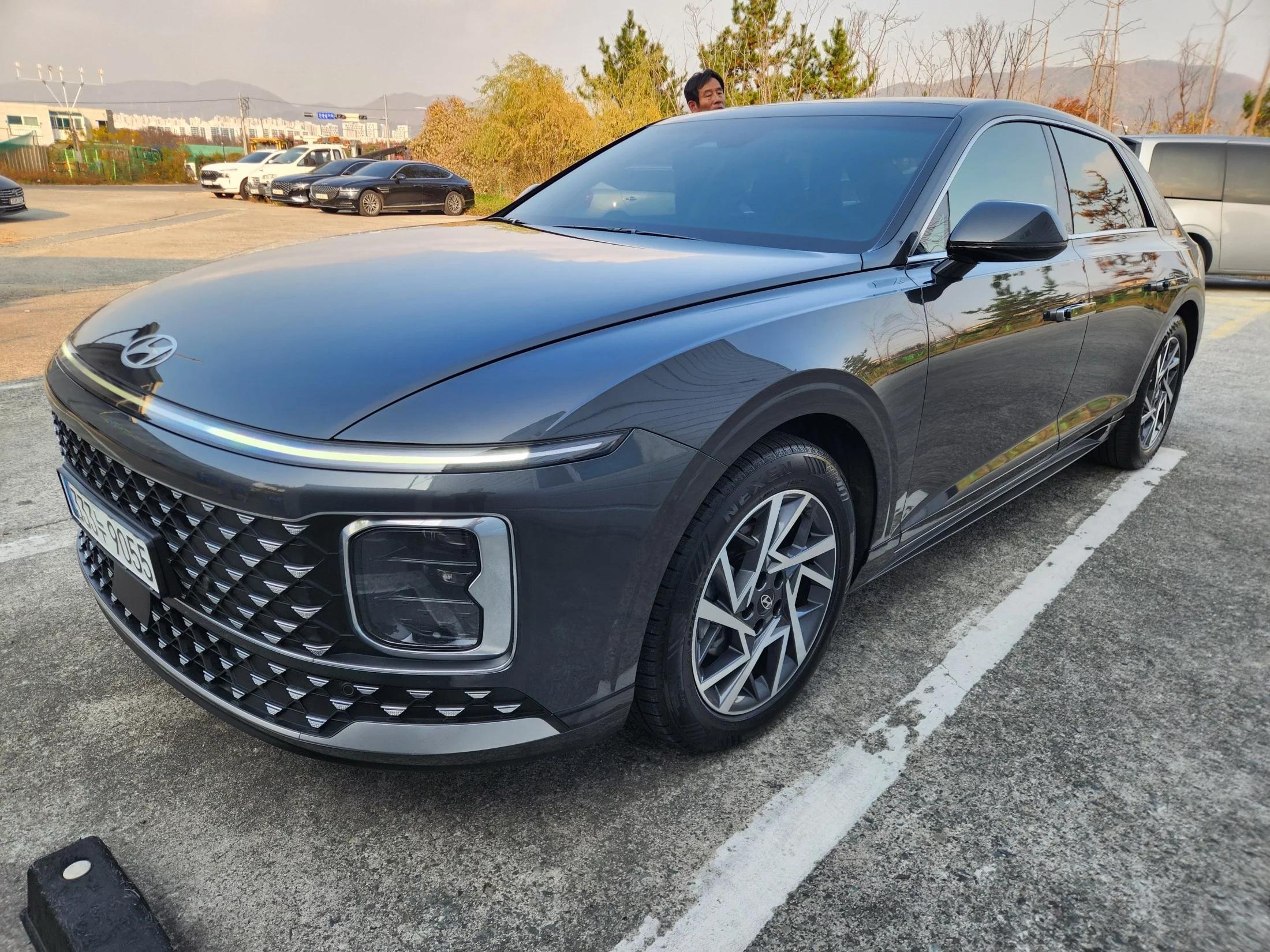 Hyundai Grandeur Premium, гибрид, 2023 г. 19053 км.