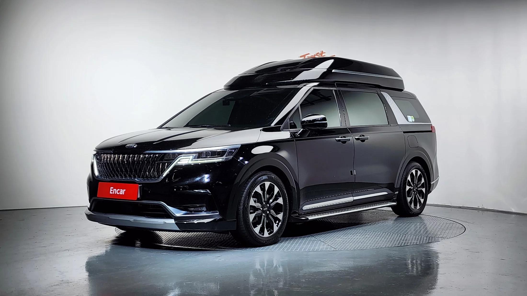 Kia Carnival Gasoline 9-Seater Hi-Limousine Signature, 2021 г. 97335 км.