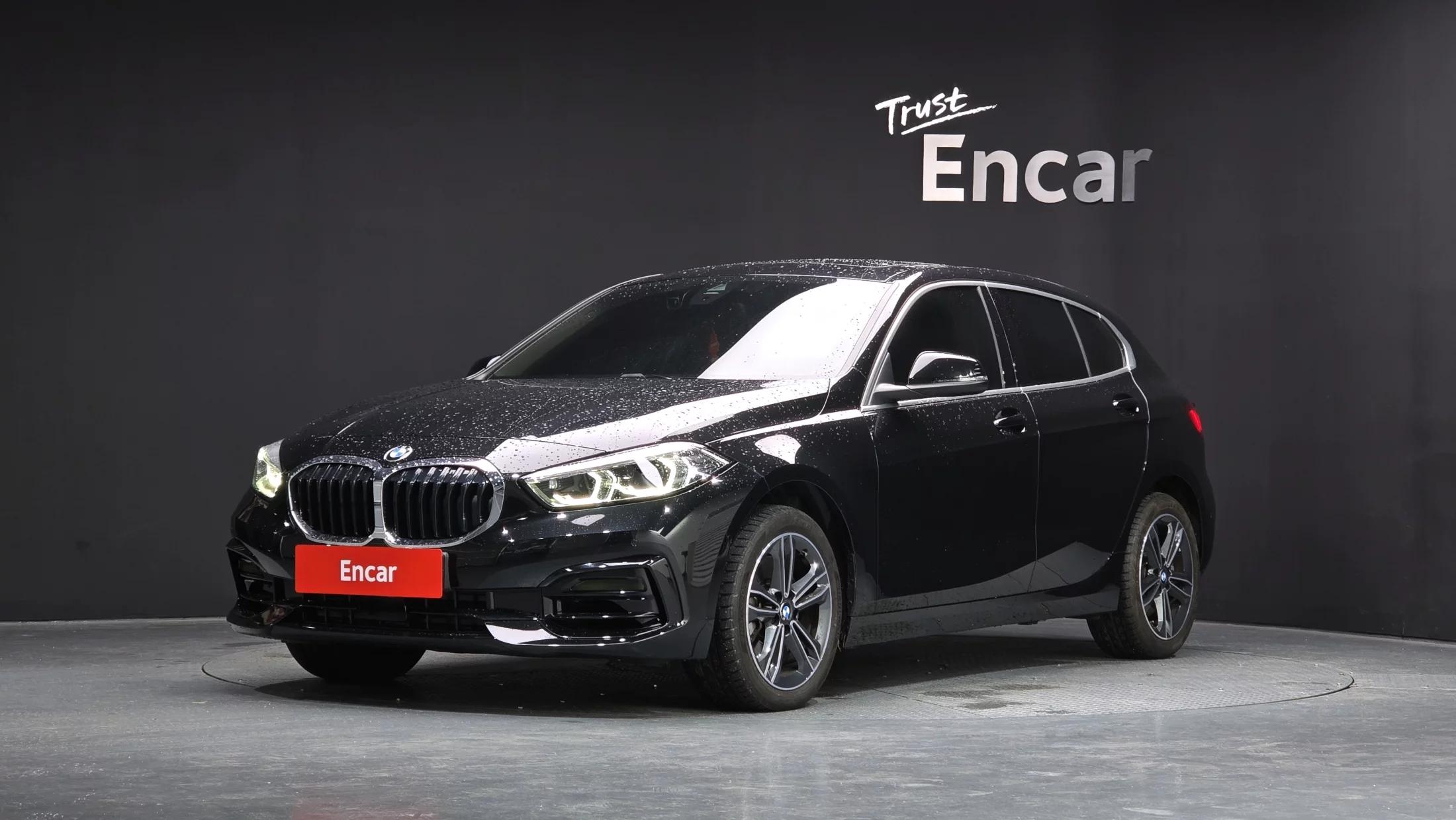 BMW 1-Series 120i Sports, 2024 г. 18345 км.