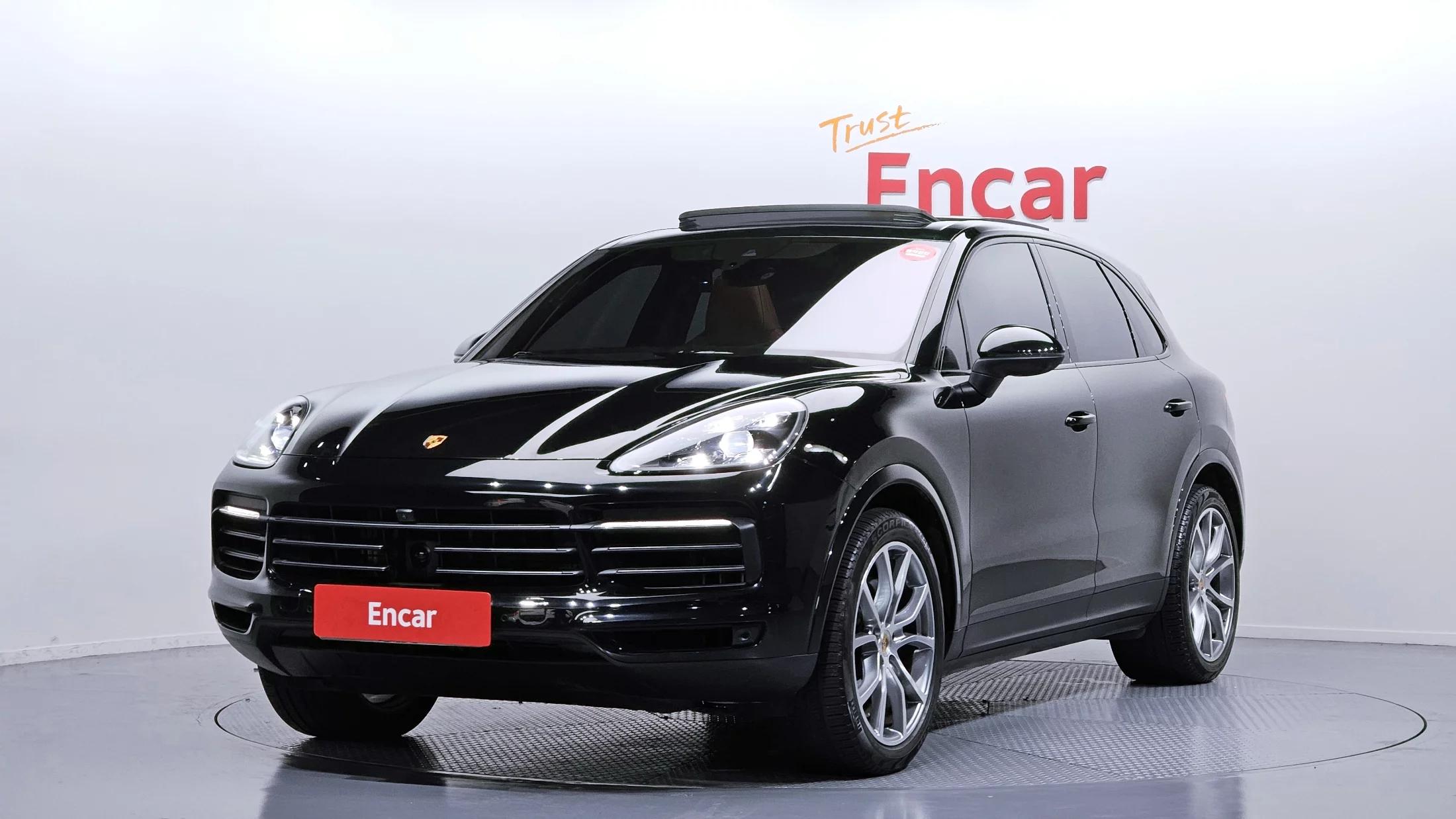 Porsche CAYENNE 3.0 PLATINUM EDITION, 2023 г. 63377 км.