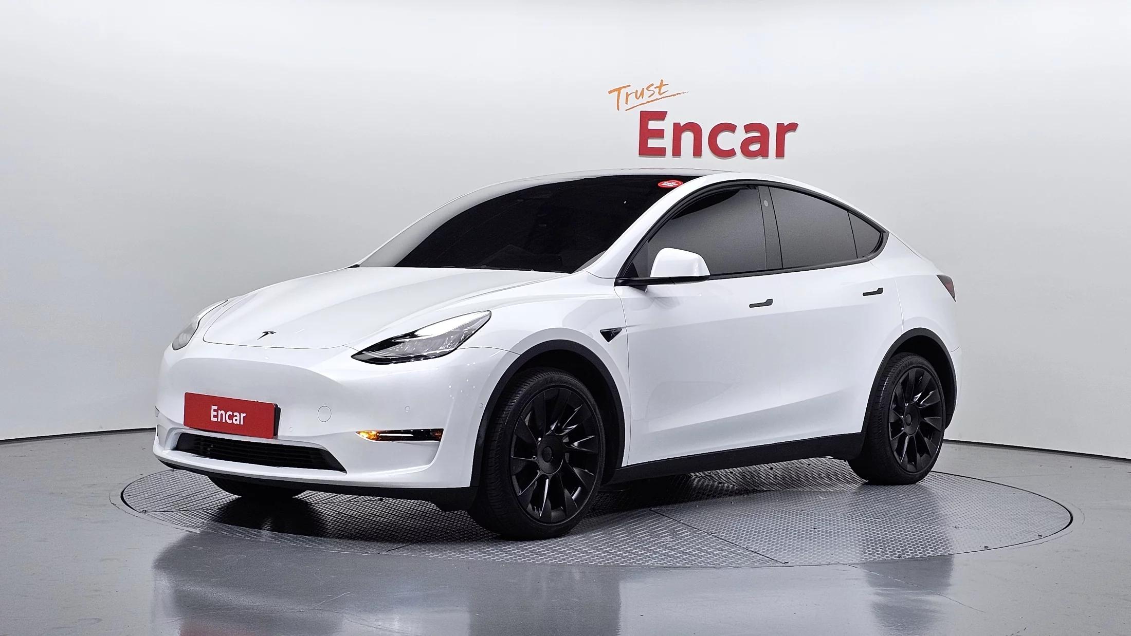 Tesla Model Y Long Range, электромобиль, 2022 г. 82506 км.
