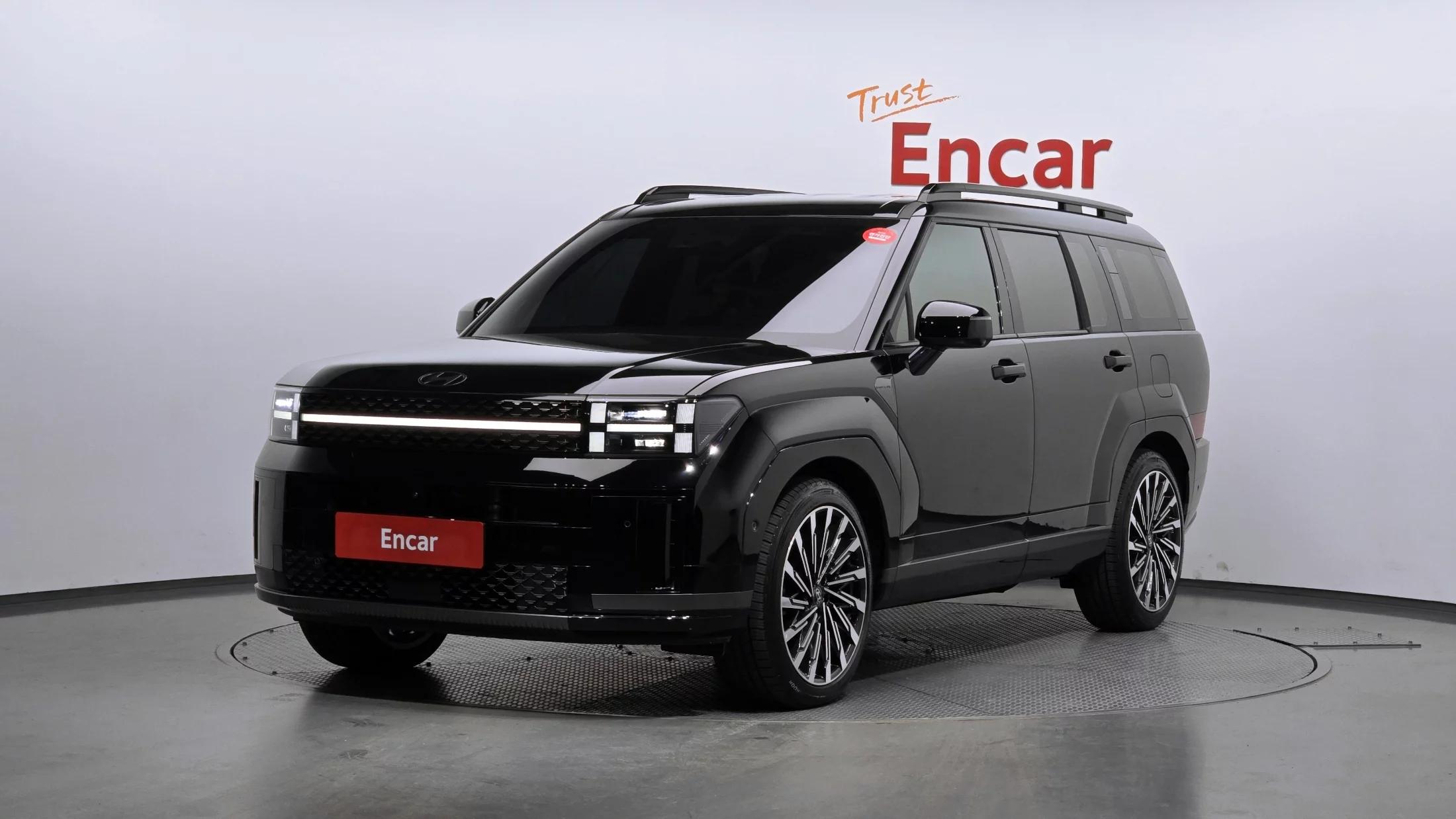 Hyundai Santa Fe Gasoline 2.5T 4WD Calligraphy, 2024 г. 19089 км.