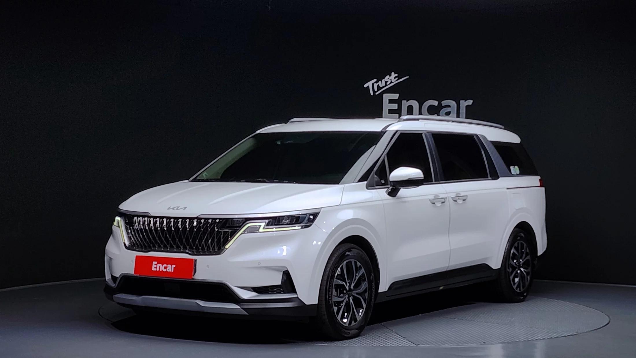 Kia Carnival 9-Seater Prestige, 2021 г. 158382 км.