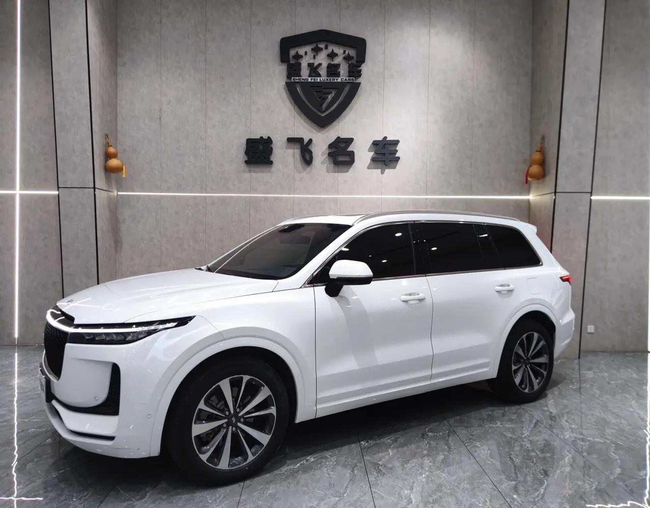 Lixiang ONE 2021 г. 58761 км.