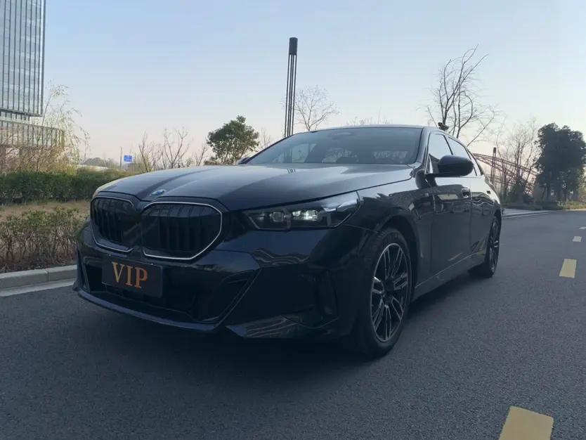 BMW 5 Series 2025 г.