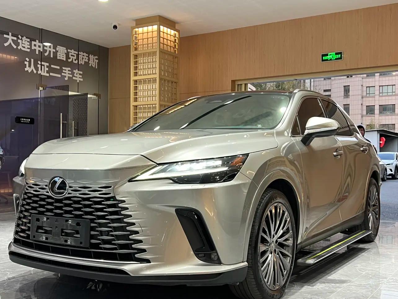 Lexus RX 2023 г. 69029 км.