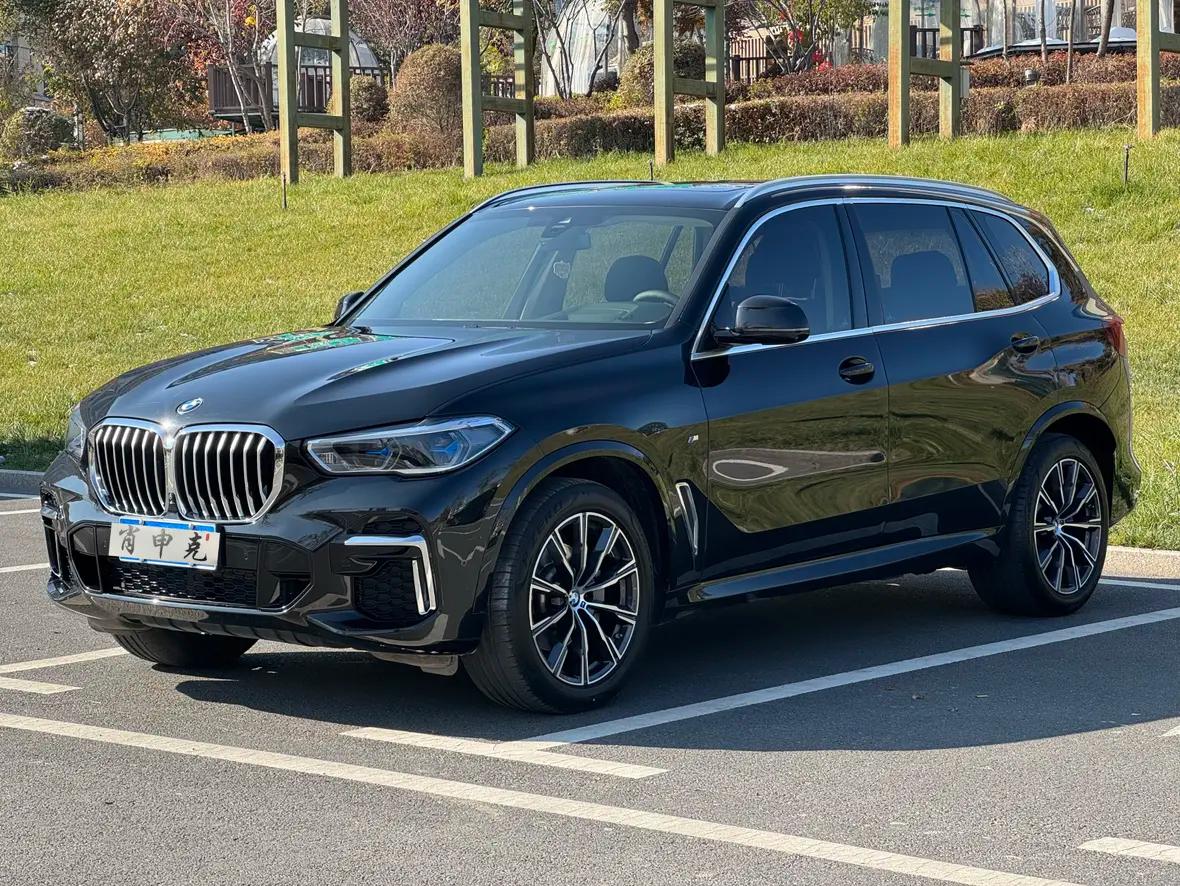 BMW X5 2023 г. 36636 км.