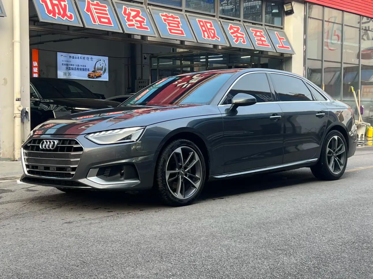 Audi A4L 2021 г. 77072 км.