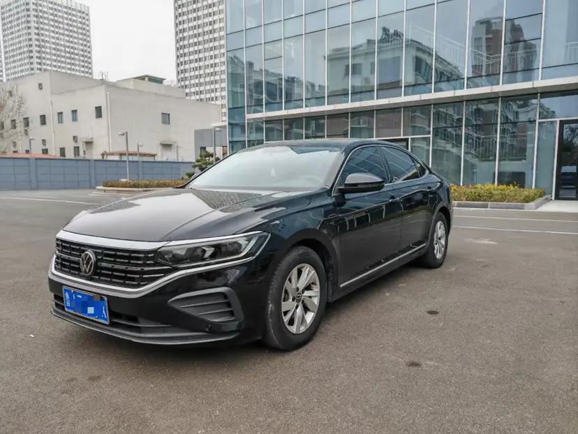Volkswagen Passat 2024 г. 74115 км.