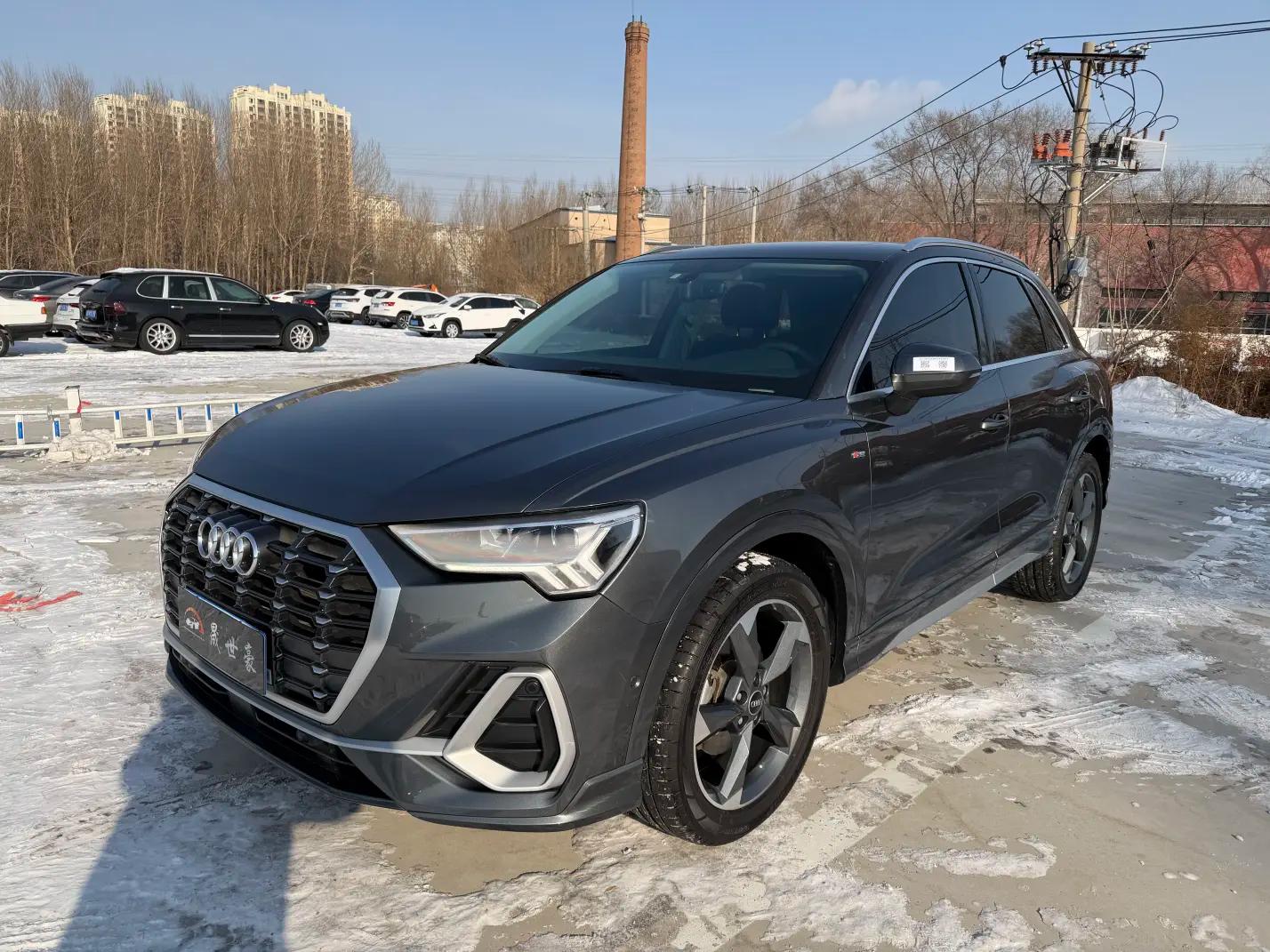 Audi Q3 2021 г. 34100 км.