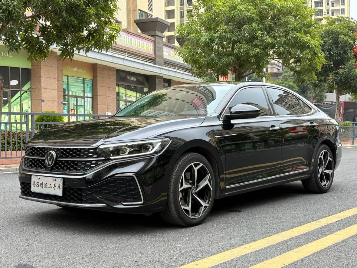 Volkswagen Passat 2022 г. 51016 км.
