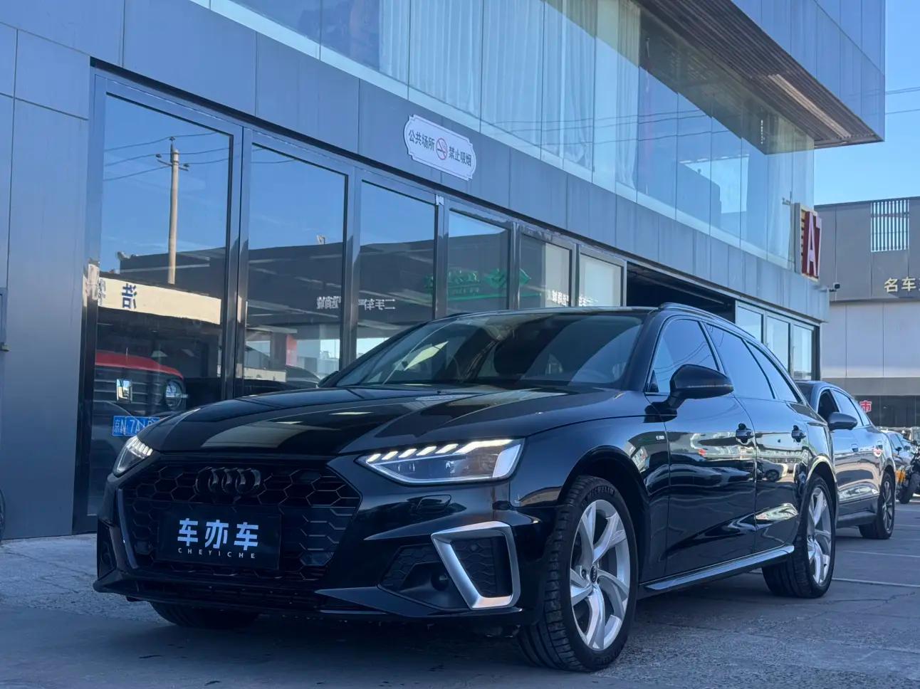 Audi A4 2021 г. 60036 км.