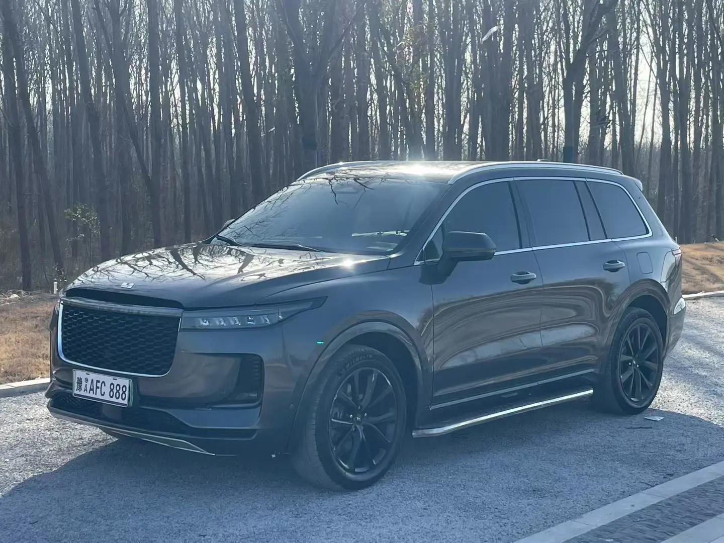 Lixiang ONE 2022 г. 57065 км.
