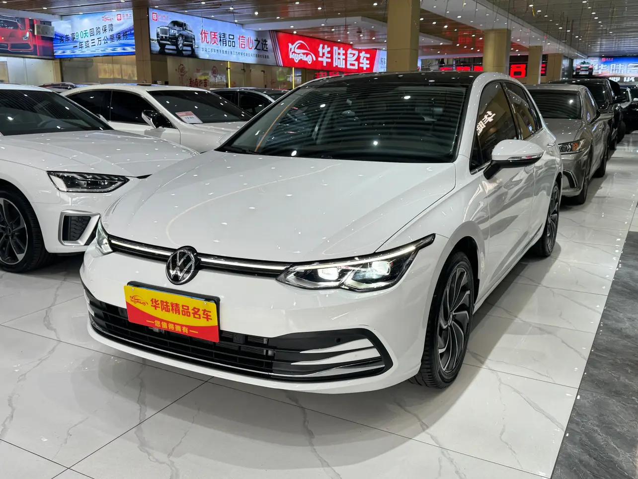 Volkswagen Golf 2021 г. 27131 км.