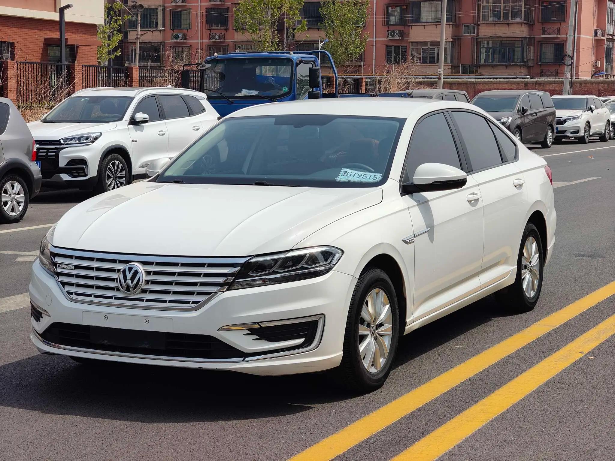 Volkswagen Lavida pure electric 2021 г. 50038 км.