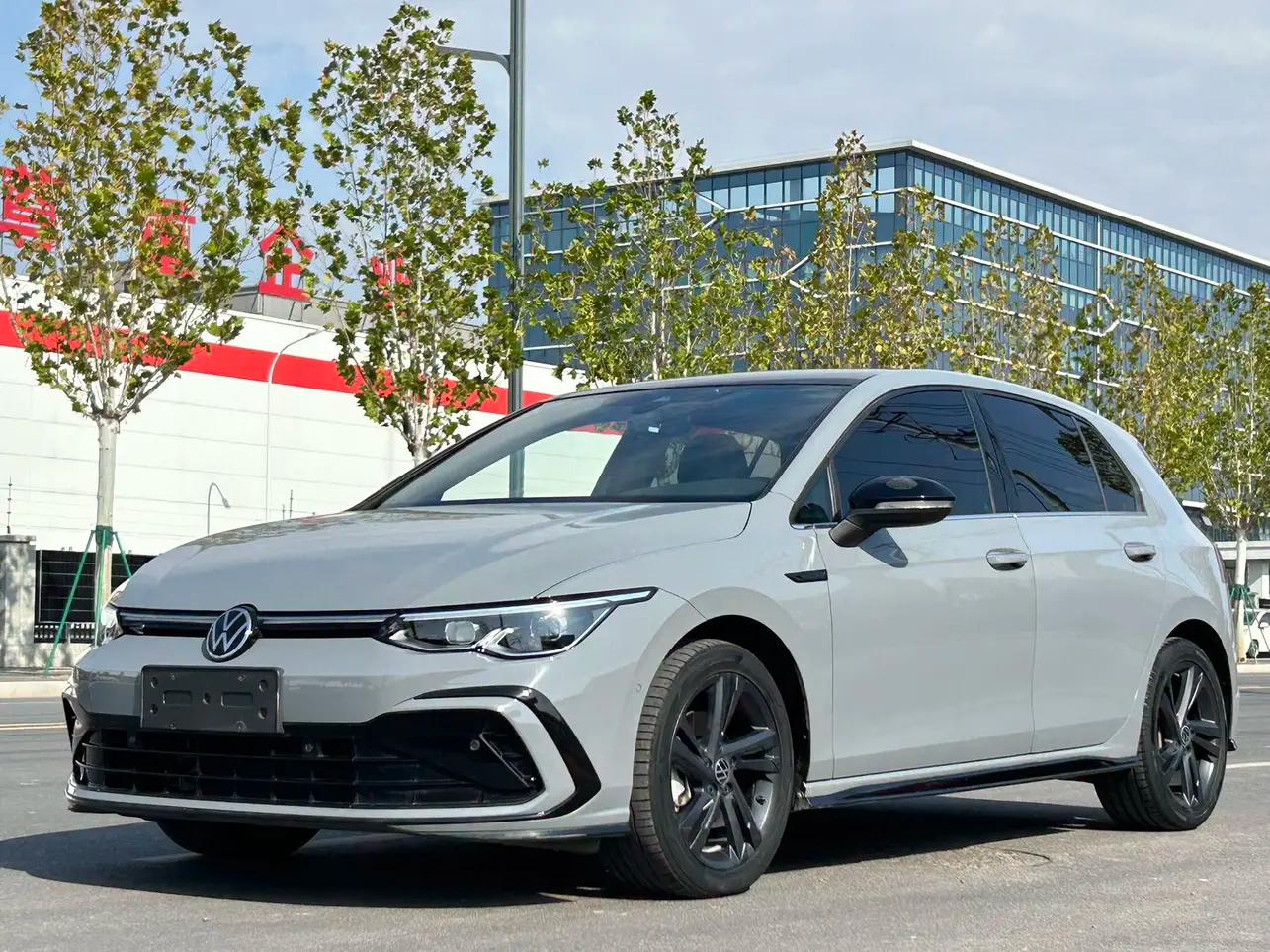 Volkswagen Golf 2021 г. 22114 км.