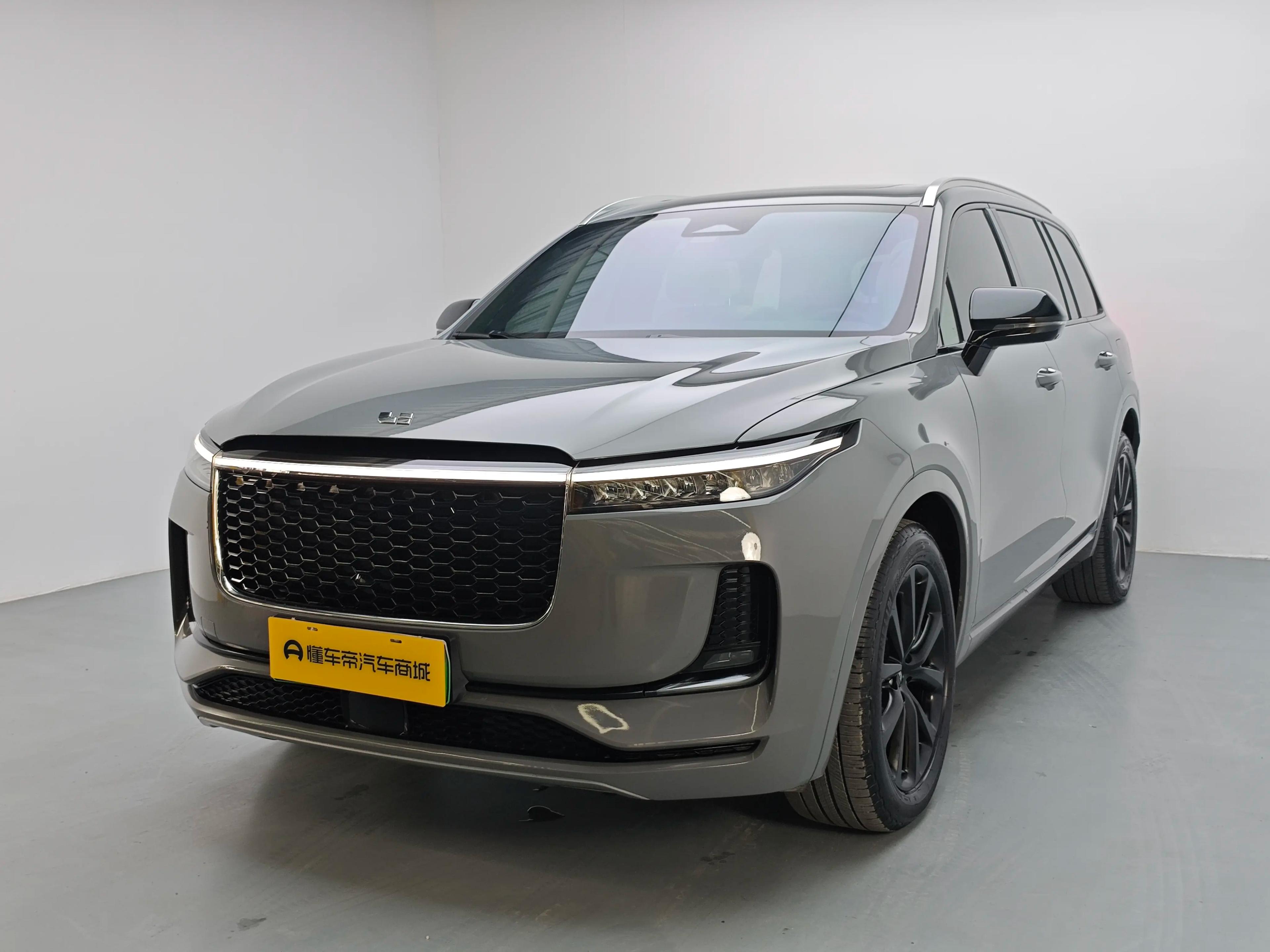Lixiang ONE 2022 г. 103844 км.