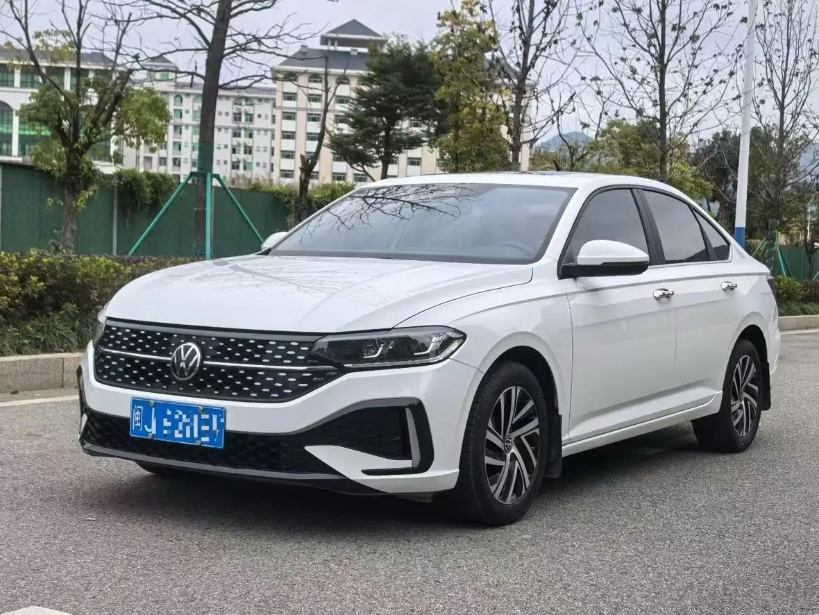 Volkswagen Lavida 2024 г. 40024 км.