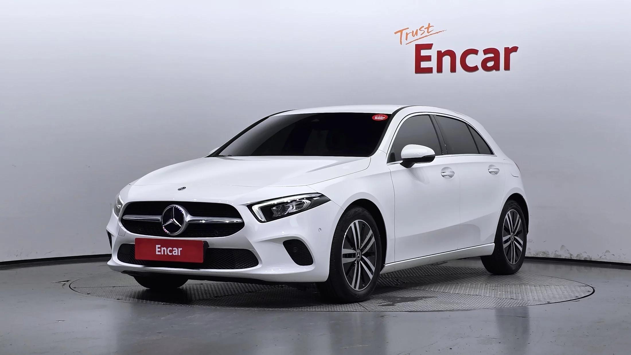 Mercedes-Benz A-Class A220 Hatchback, 2023 г. 5891 км.