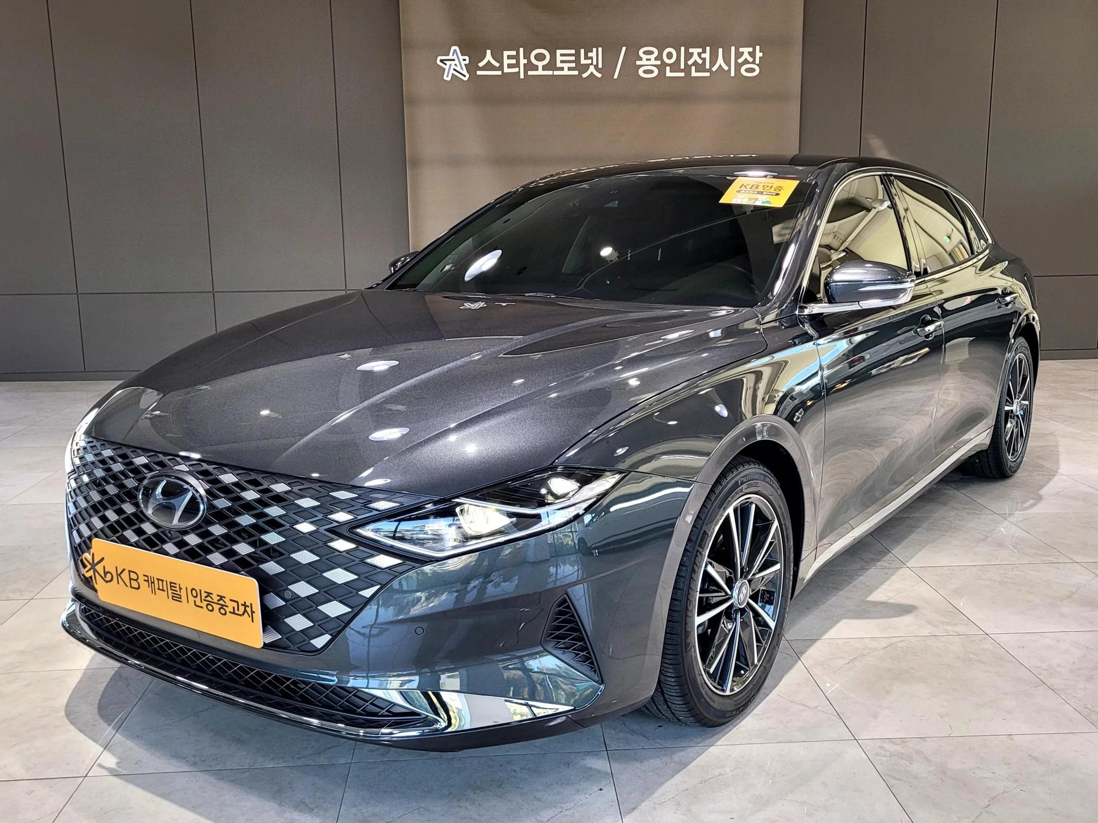 Hyundai Grandeur 2.5 Premium Choice, 2021 г. 33880 км.