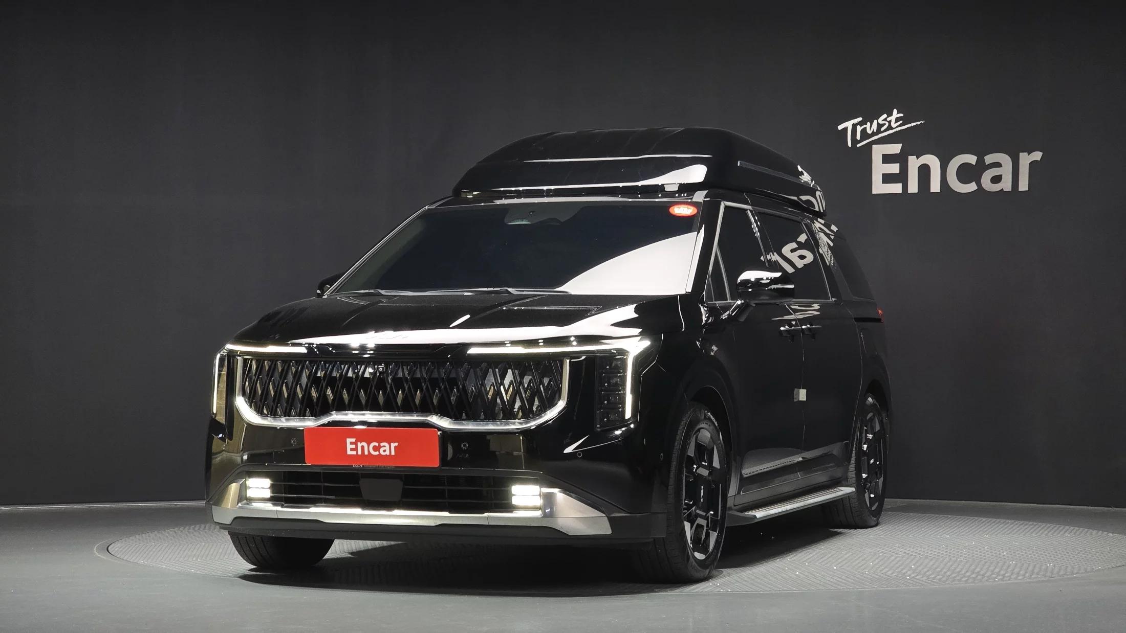 Kia Carnival Gasoline 9-Seater Hi Limousine Signature, 2024 г. 21284 км.