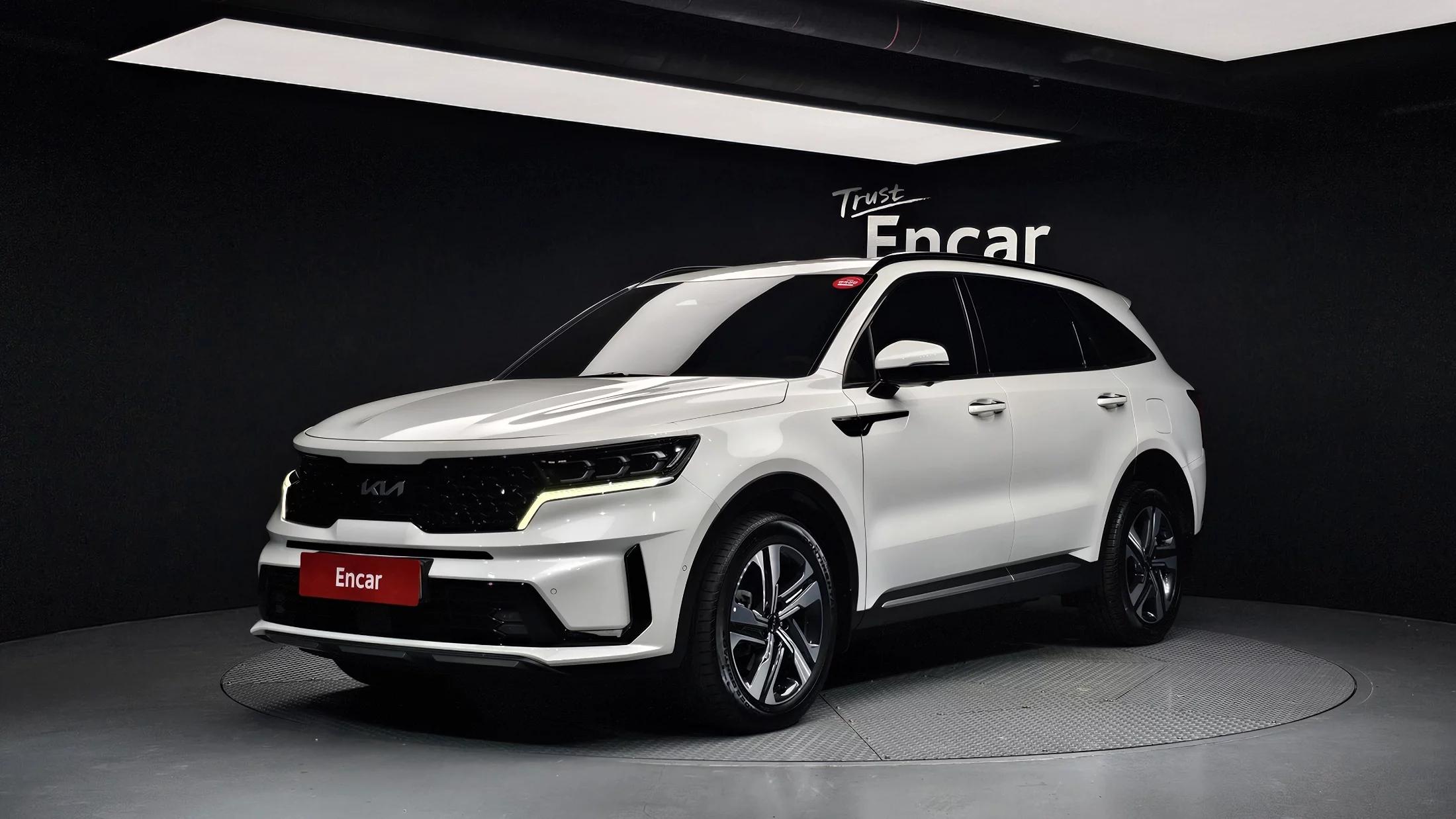 Kia Sorento HEV 1.6 2WD Gravity, гибрид, 2022 г. 32390 км.