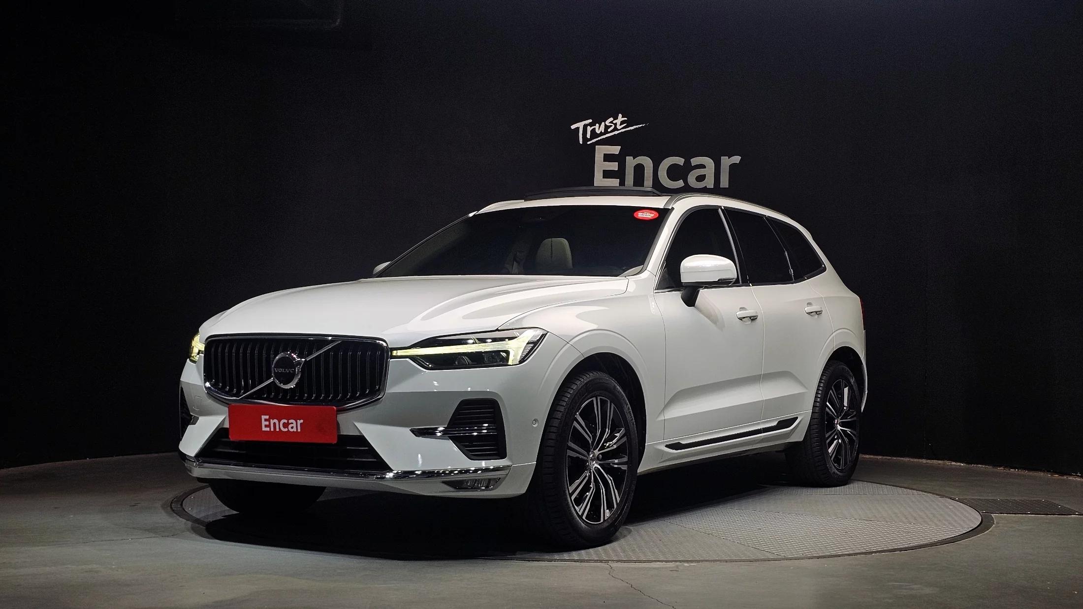 Volvo XC60 B5 Inscription, 2021 г. 21663 км.